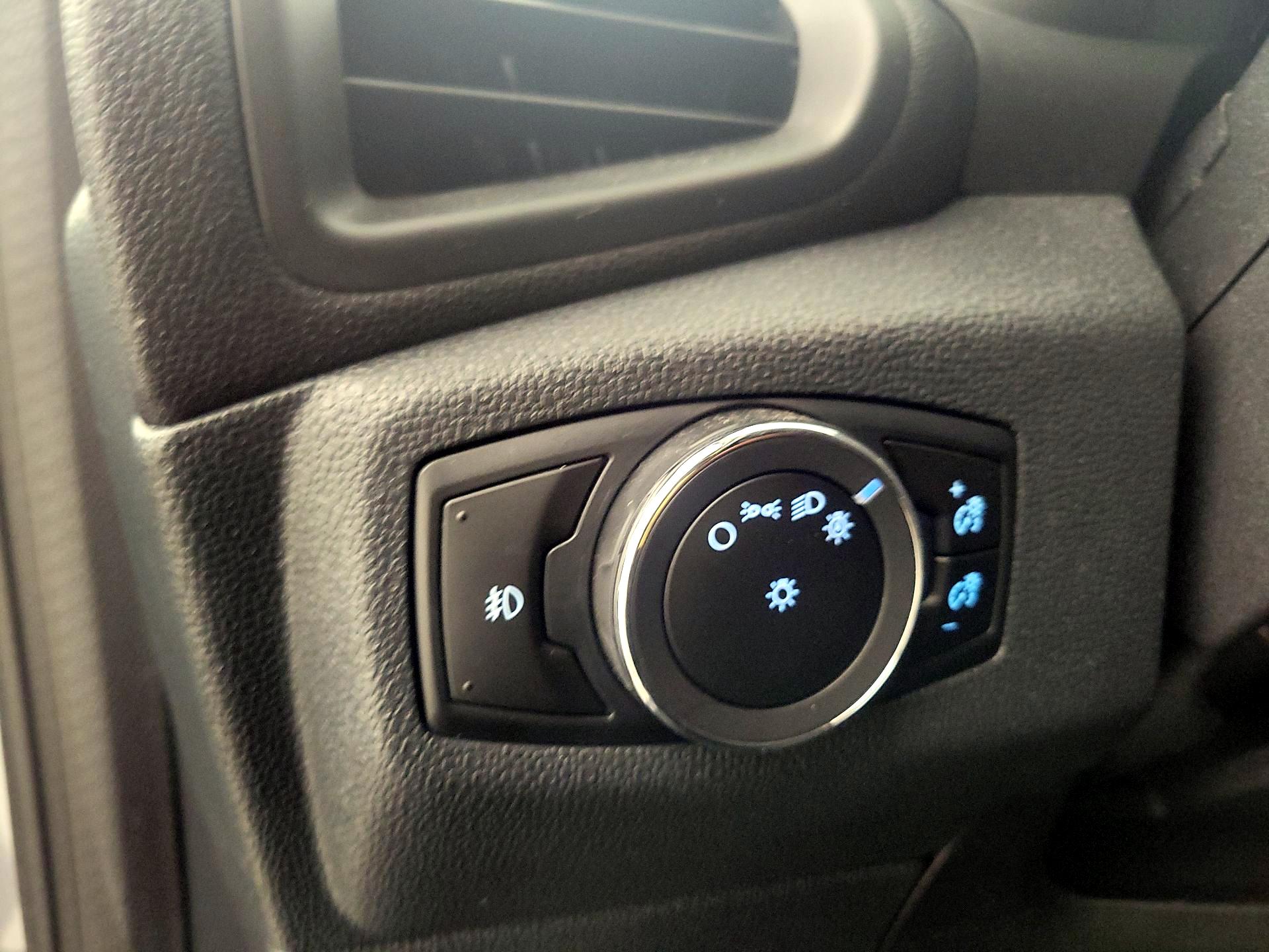Thumbnail: 2019 Ford EcoSport - 13