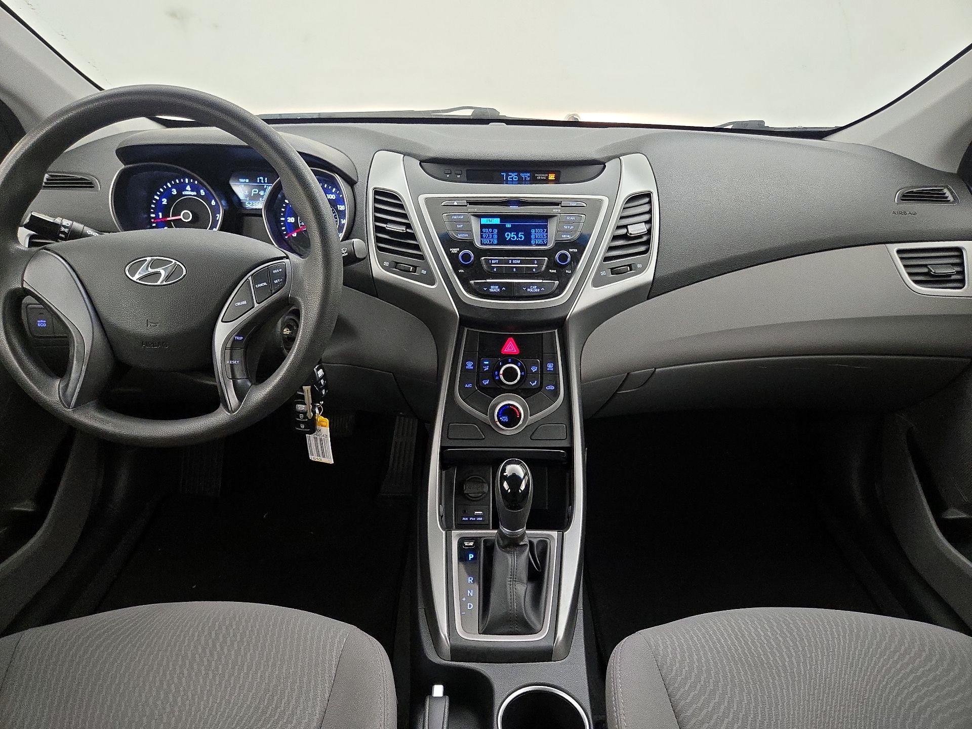 Thumbnail: 2016 Hyundai Elantra - 9