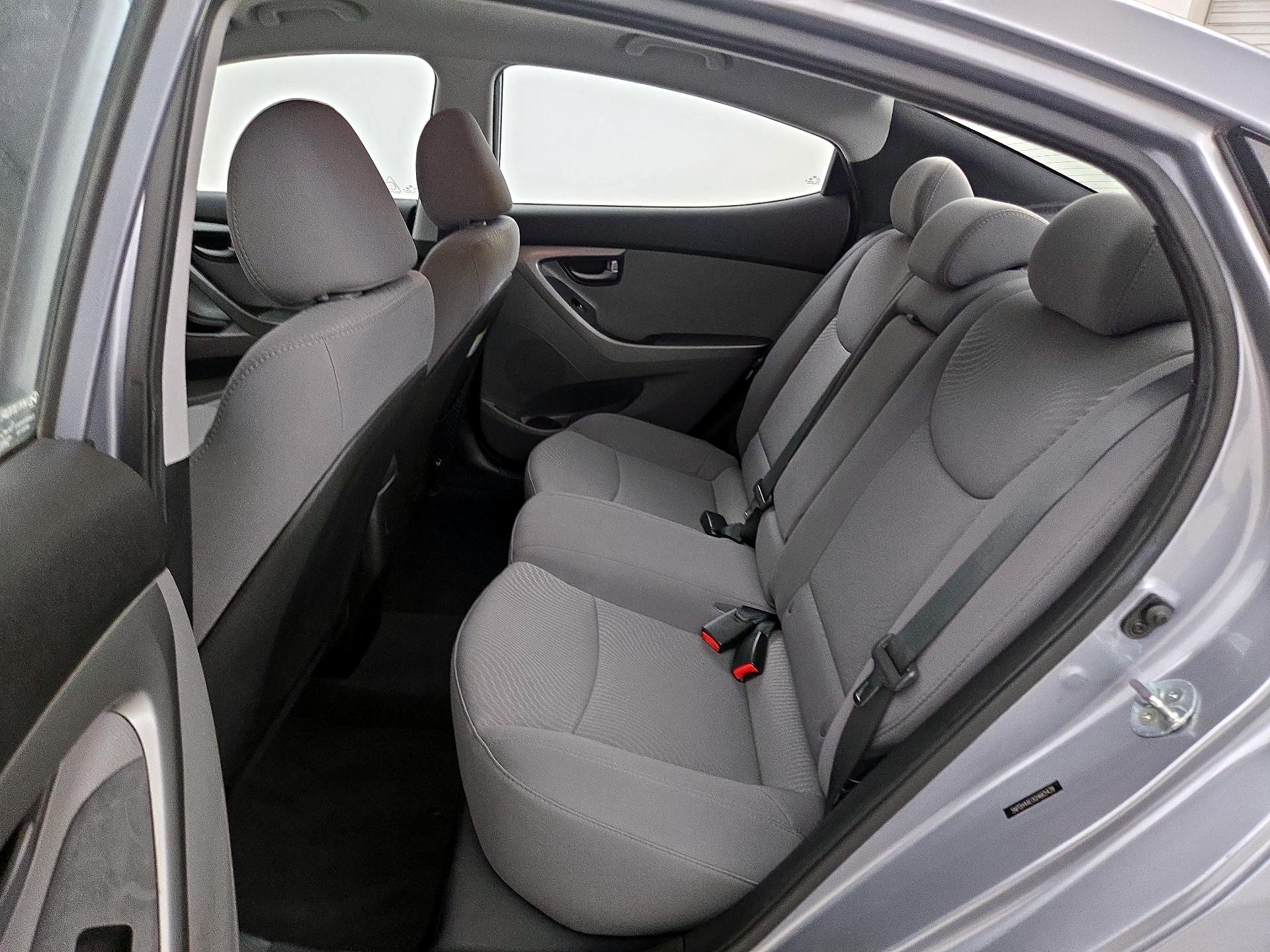 Thumbnail: 2016 Hyundai Elantra - 18