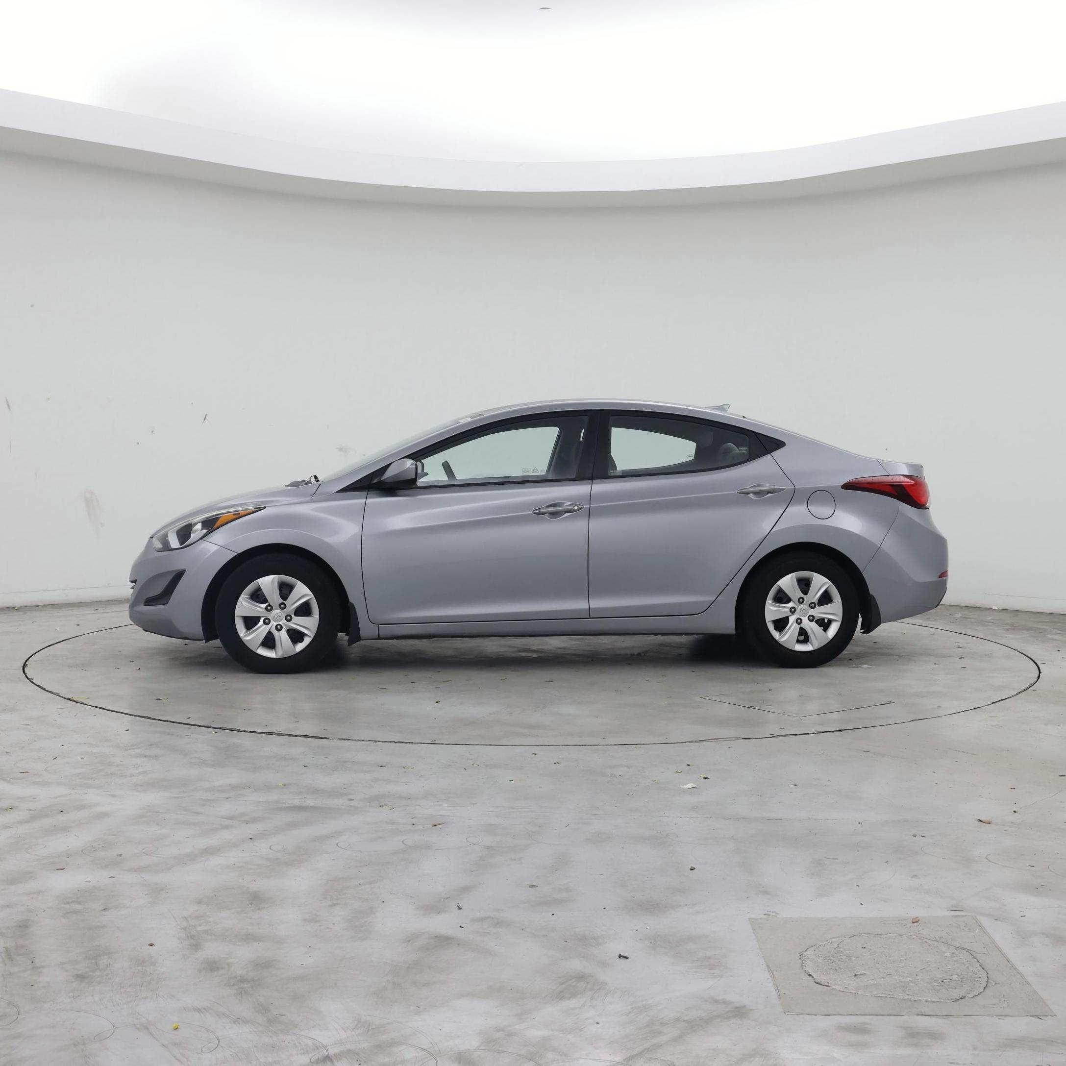 Thumbnail: 2016 Hyundai Elantra - 3
