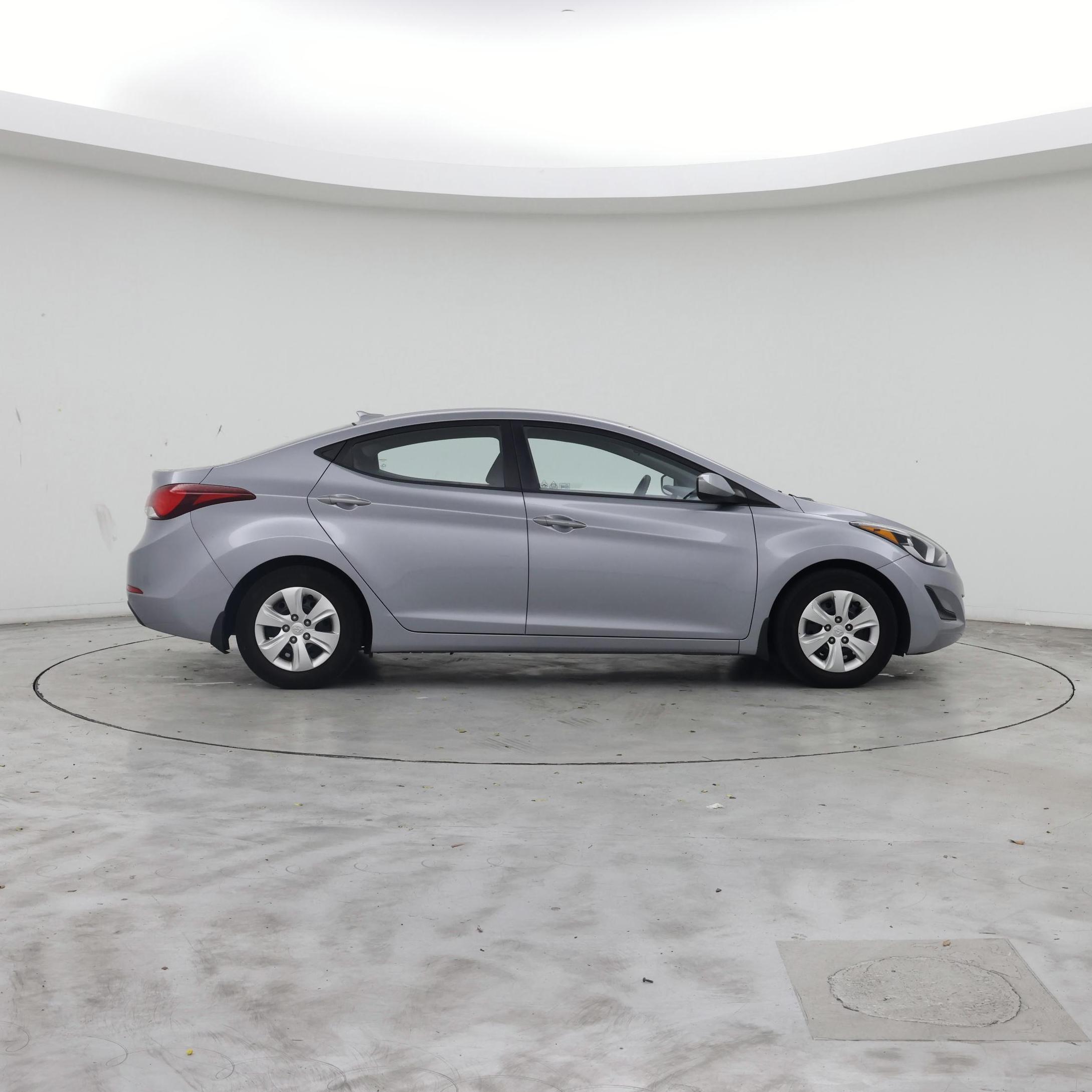 Thumbnail: 2016 Hyundai Elantra - 7