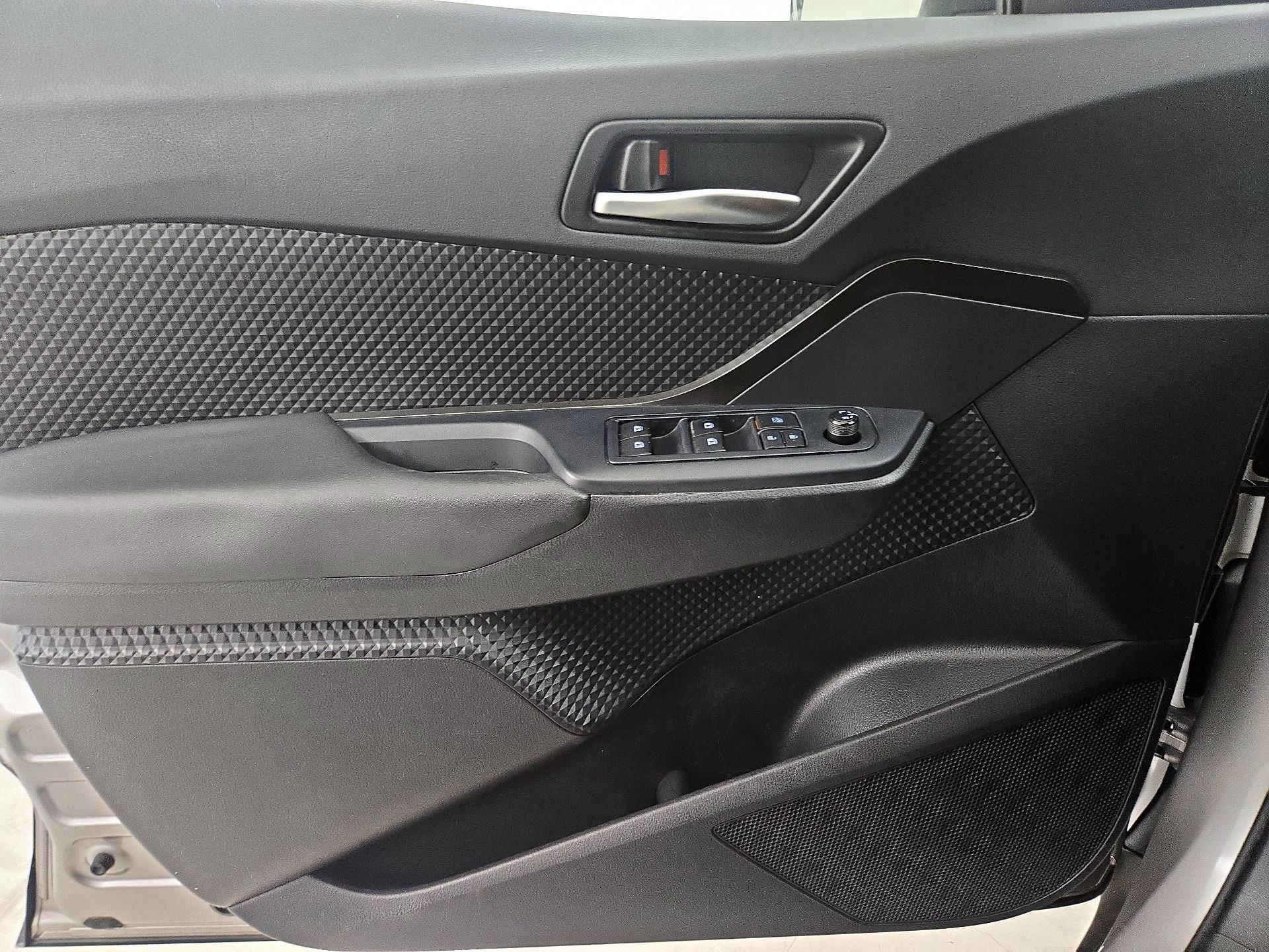 Thumbnail: 2019 Toyota C-HR - 12