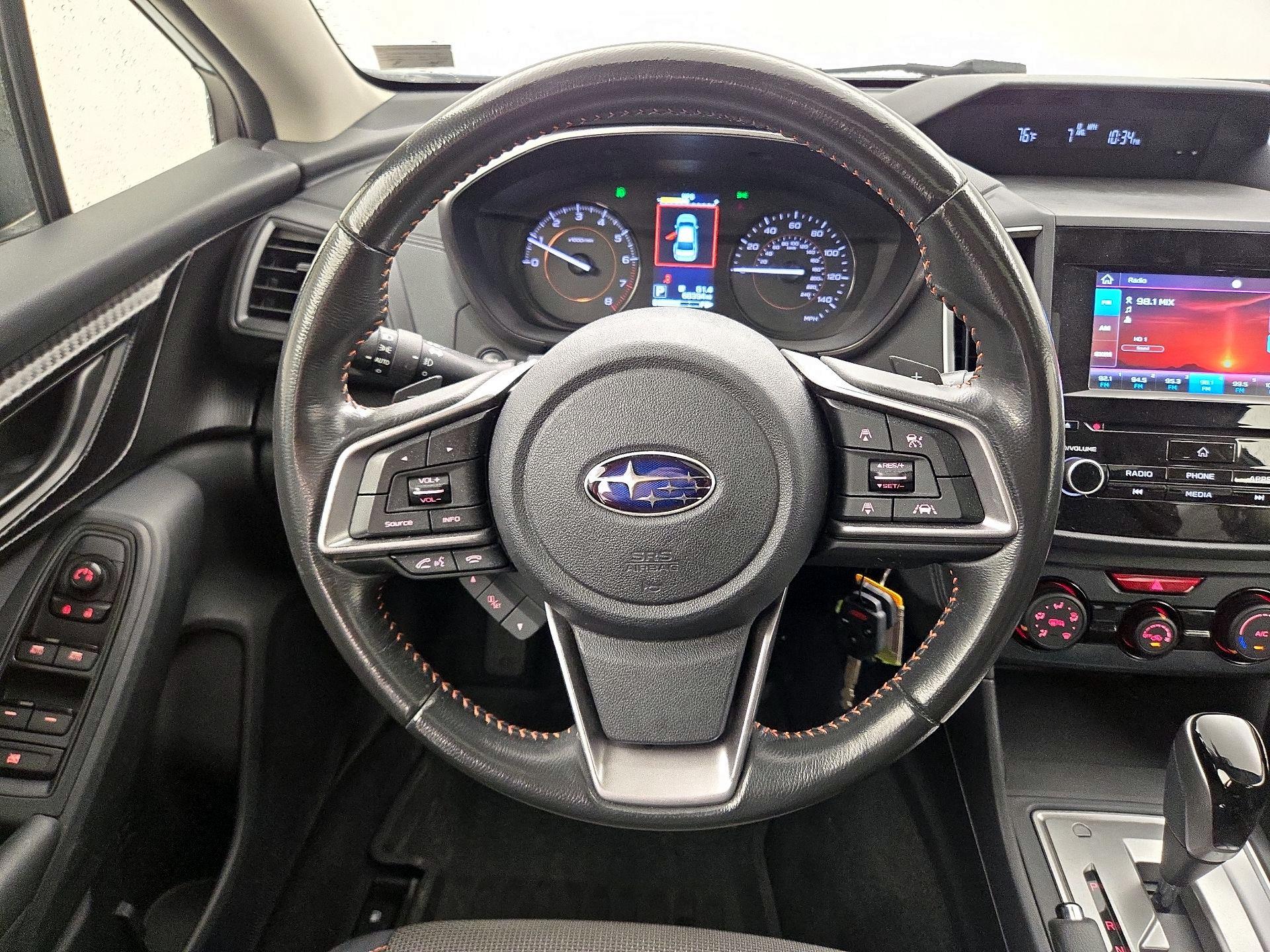 Thumbnail: 2019 Subaru Crosstrek - 10