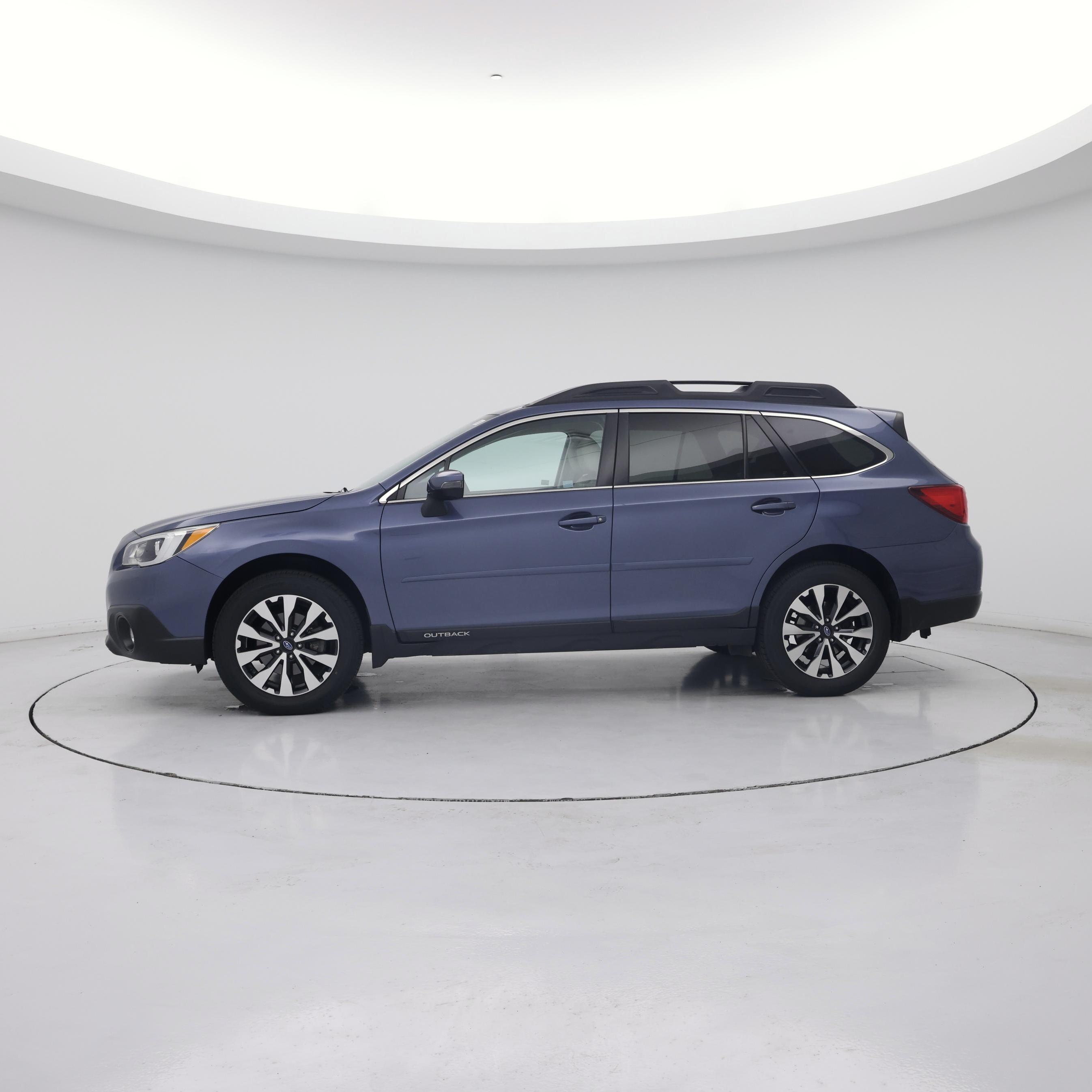 Thumbnail: 2015 Subaru Outback - 3