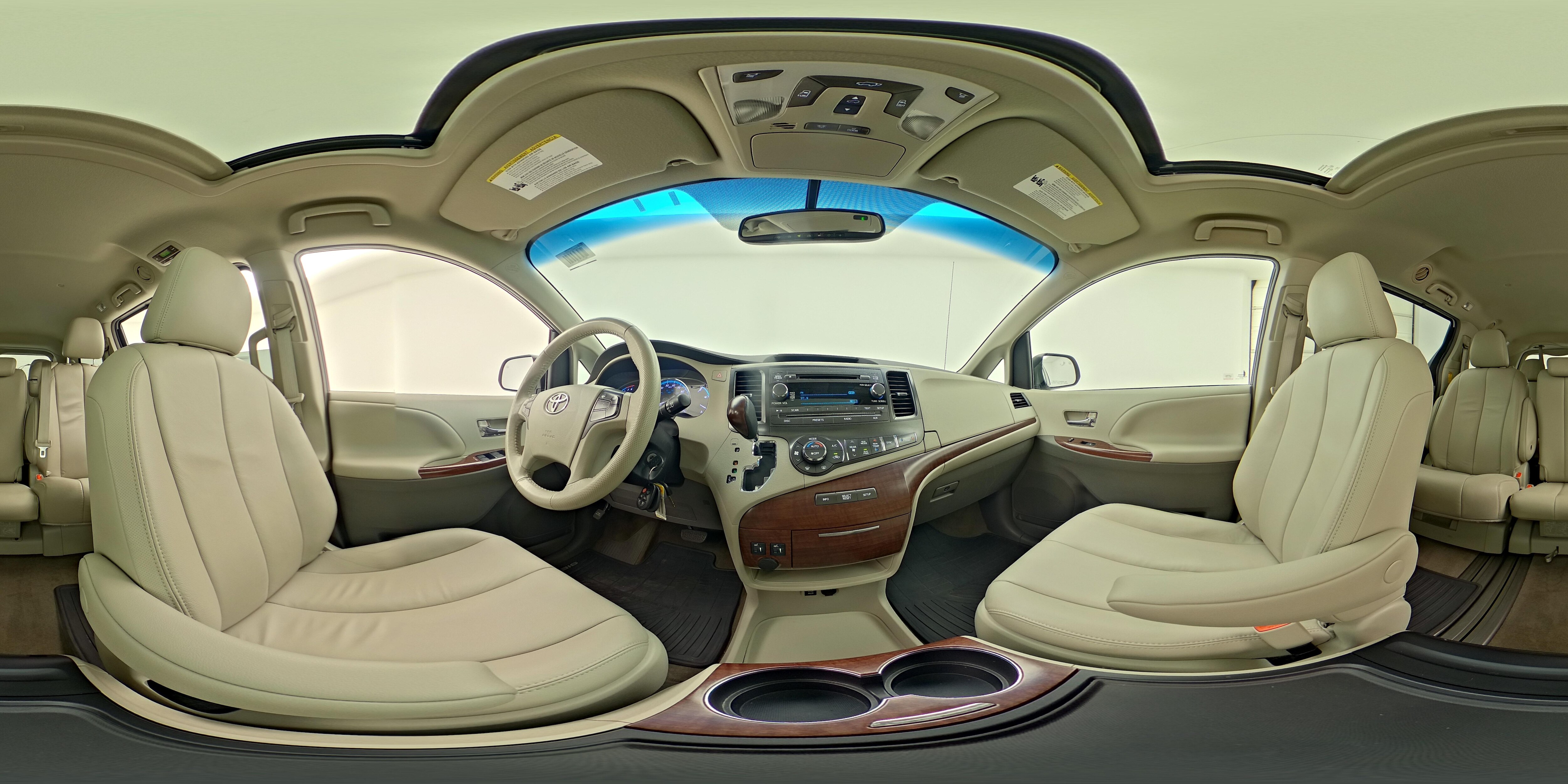 2014 Toyota Sienna XLE - Photo 27
