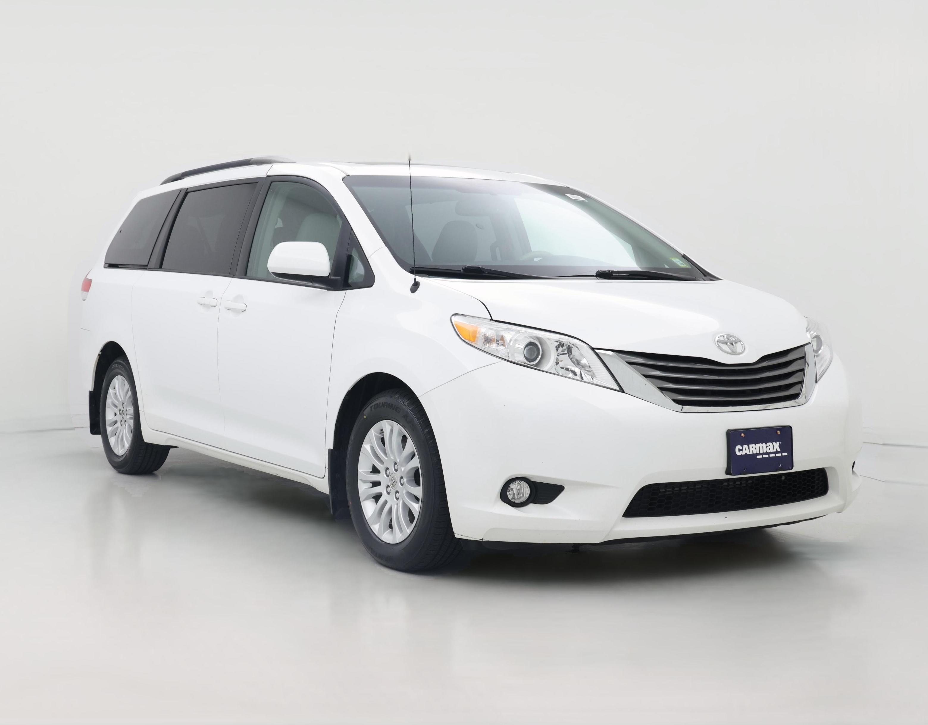 Thumbnail: 2014 Toyota Sienna - 1