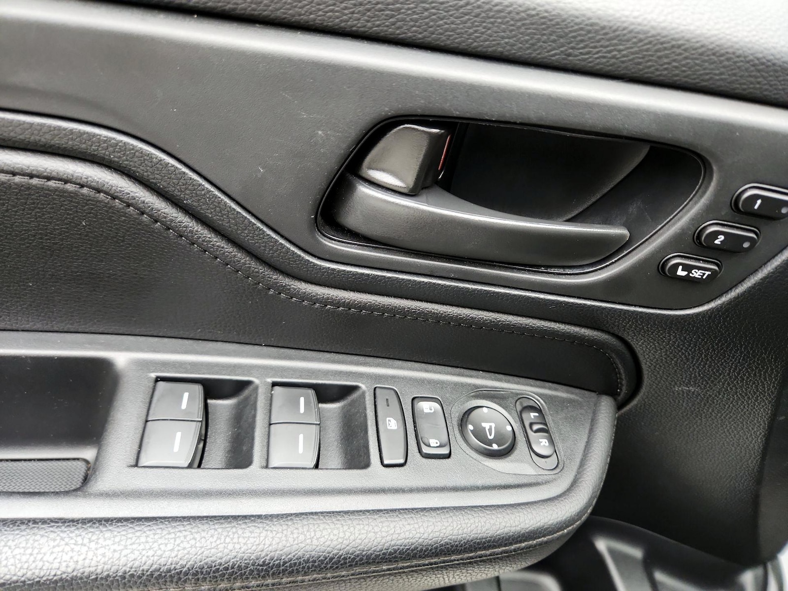 2023 Honda Odyssey SPORT - Photo 13