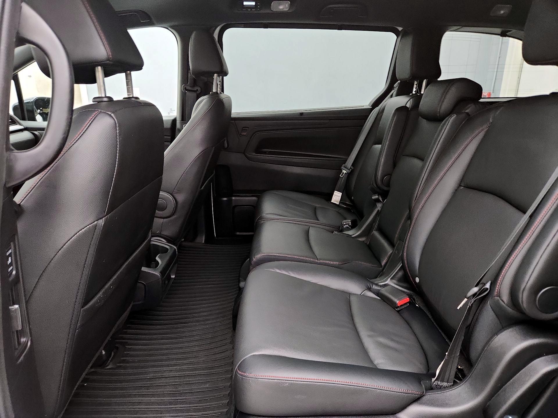 Thumbnail: 2023 Honda Odyssey - 20