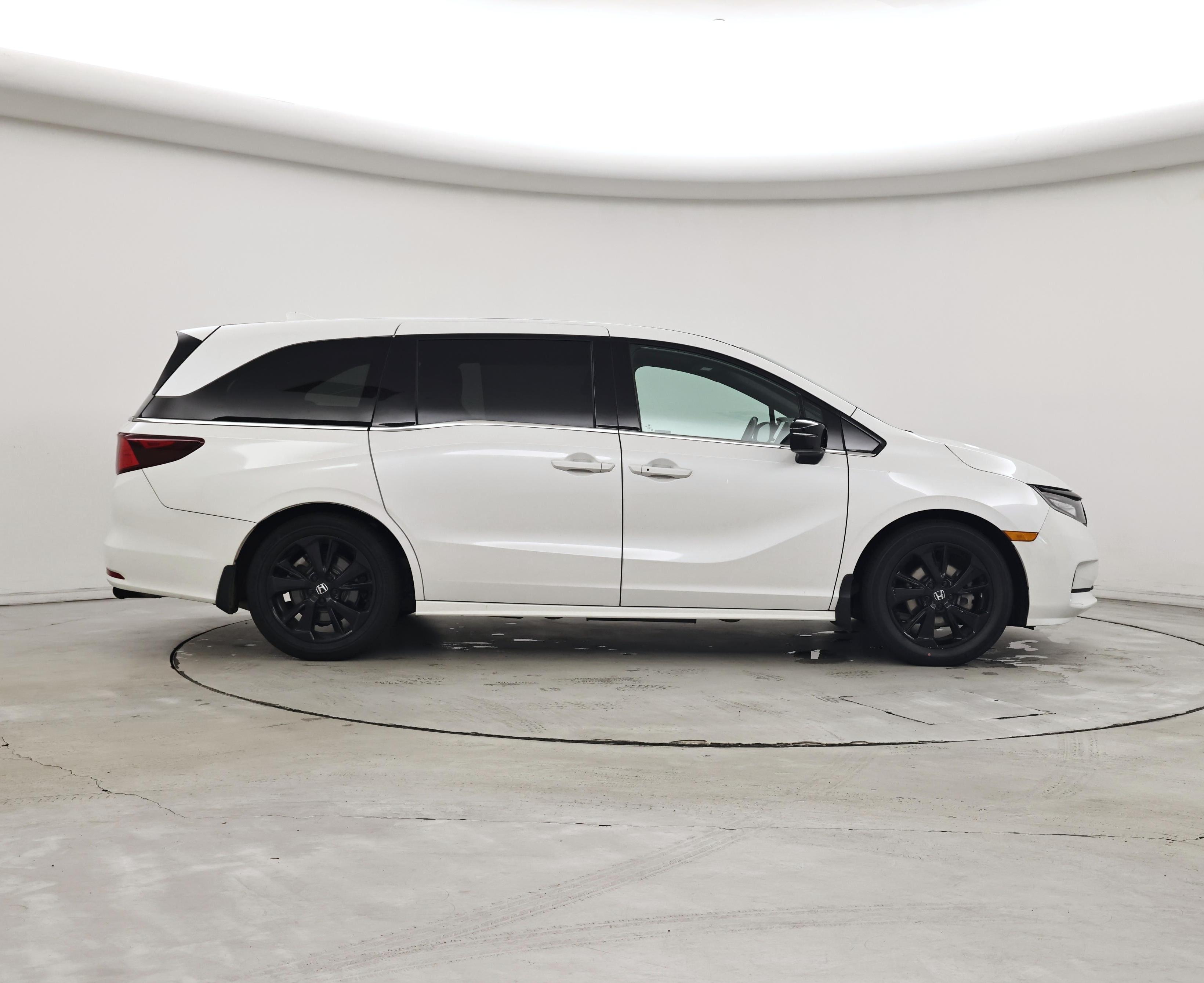 Thumbnail: 2023 Honda Odyssey - 7