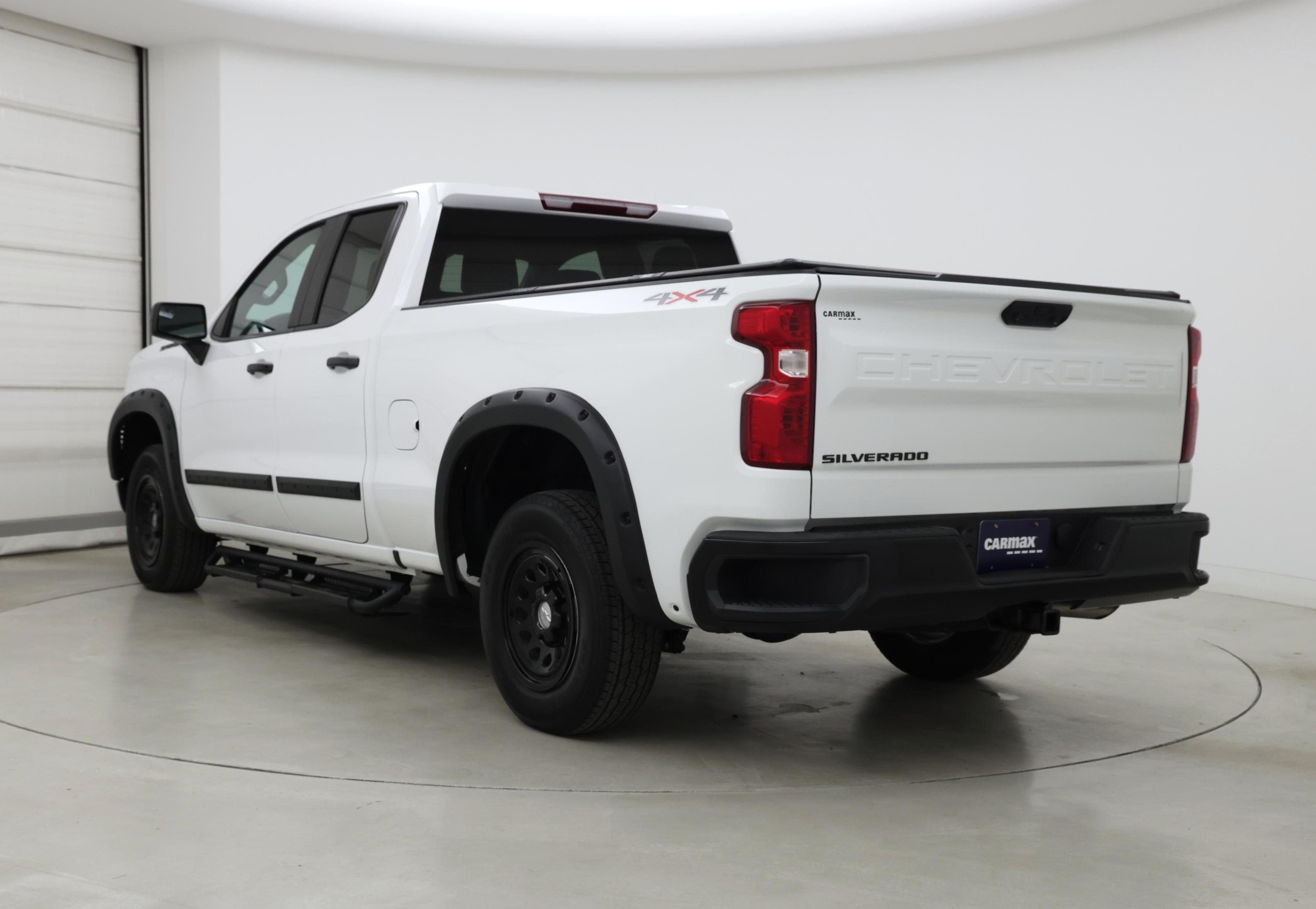 Thumbnail: 2024 Chevrolet Silverado 1500 - 2