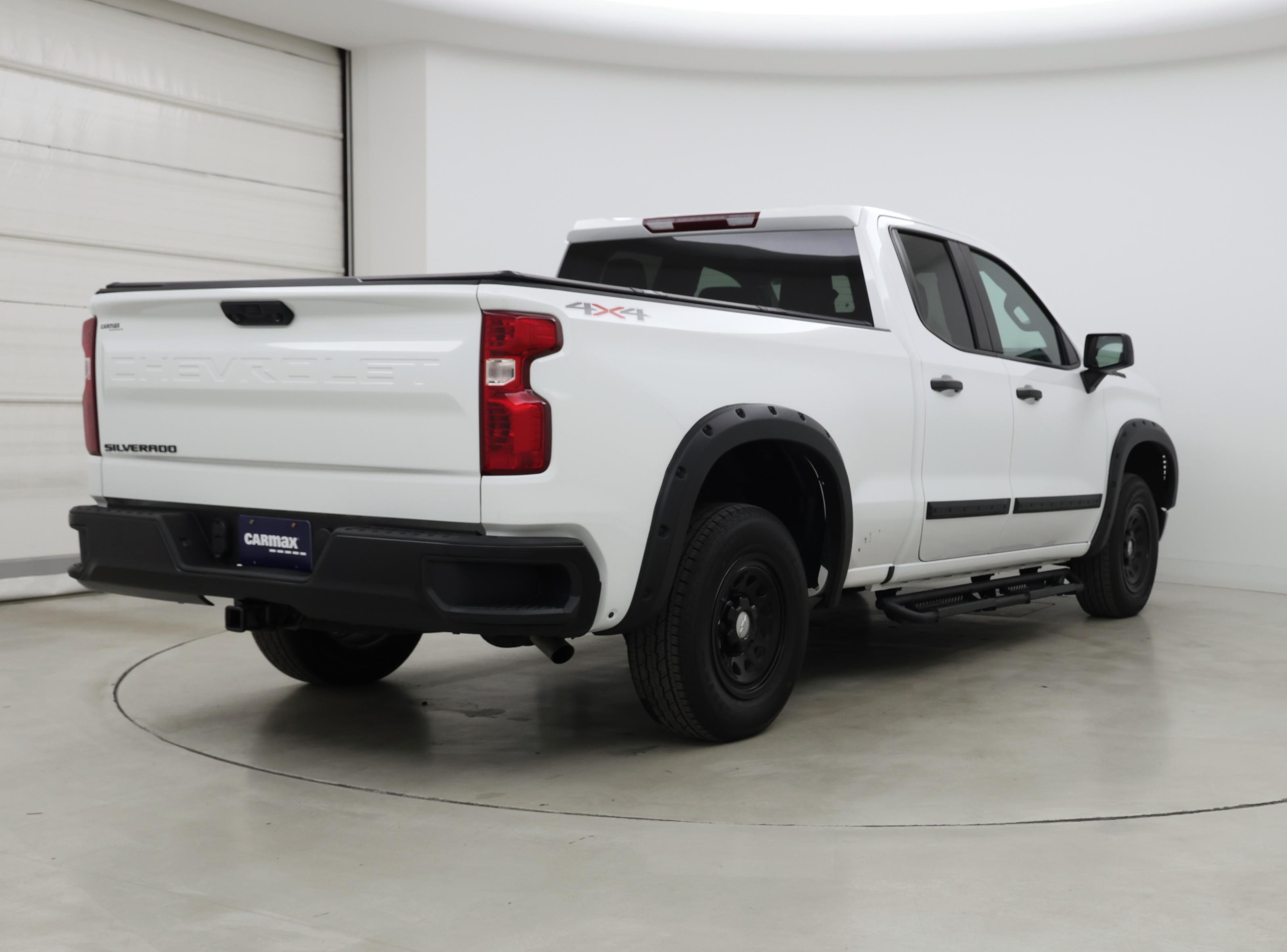 Thumbnail: 2024 Chevrolet Silverado 1500 - 8