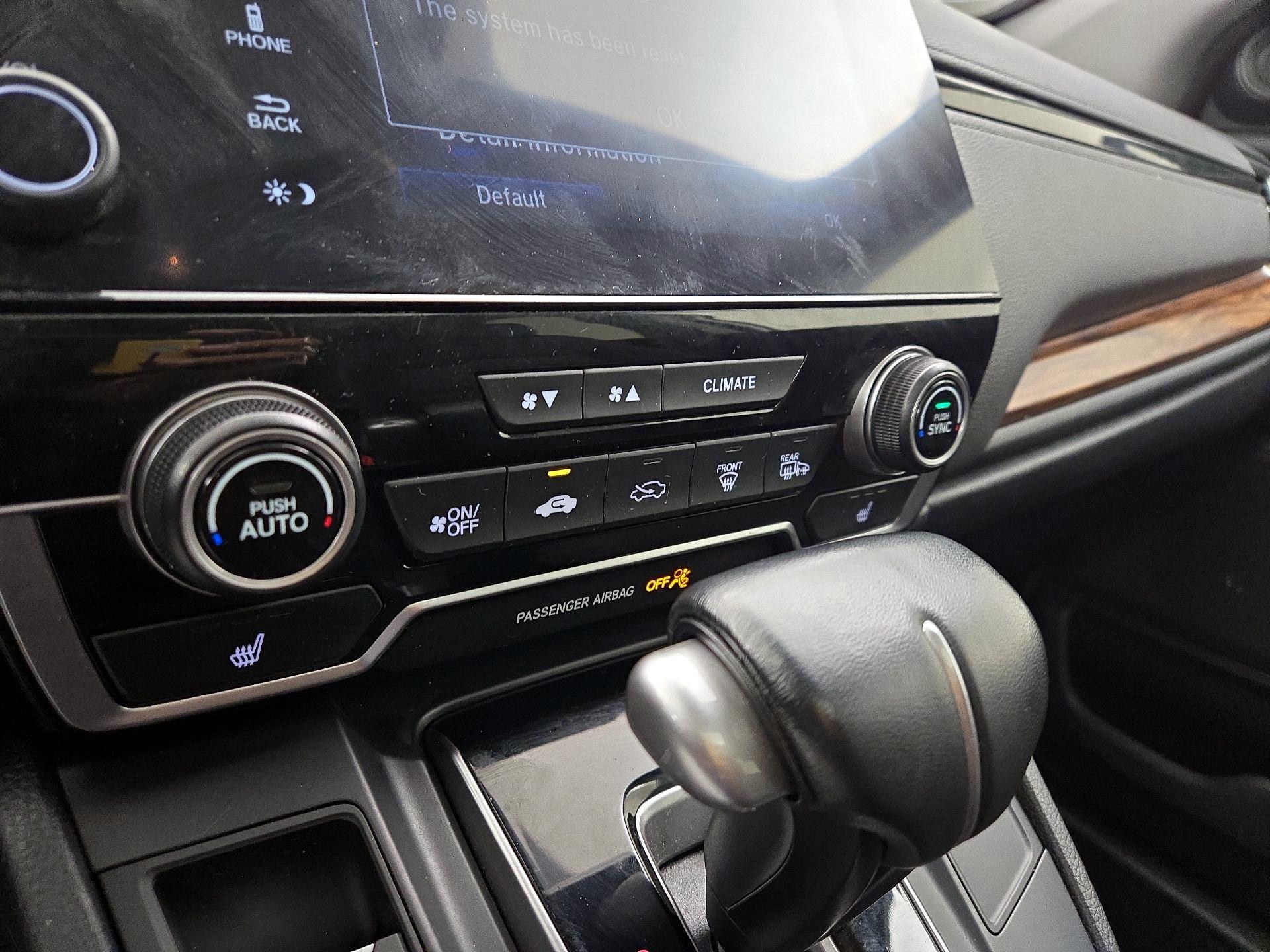 Thumbnail: 2019 Honda CR-V - 17
