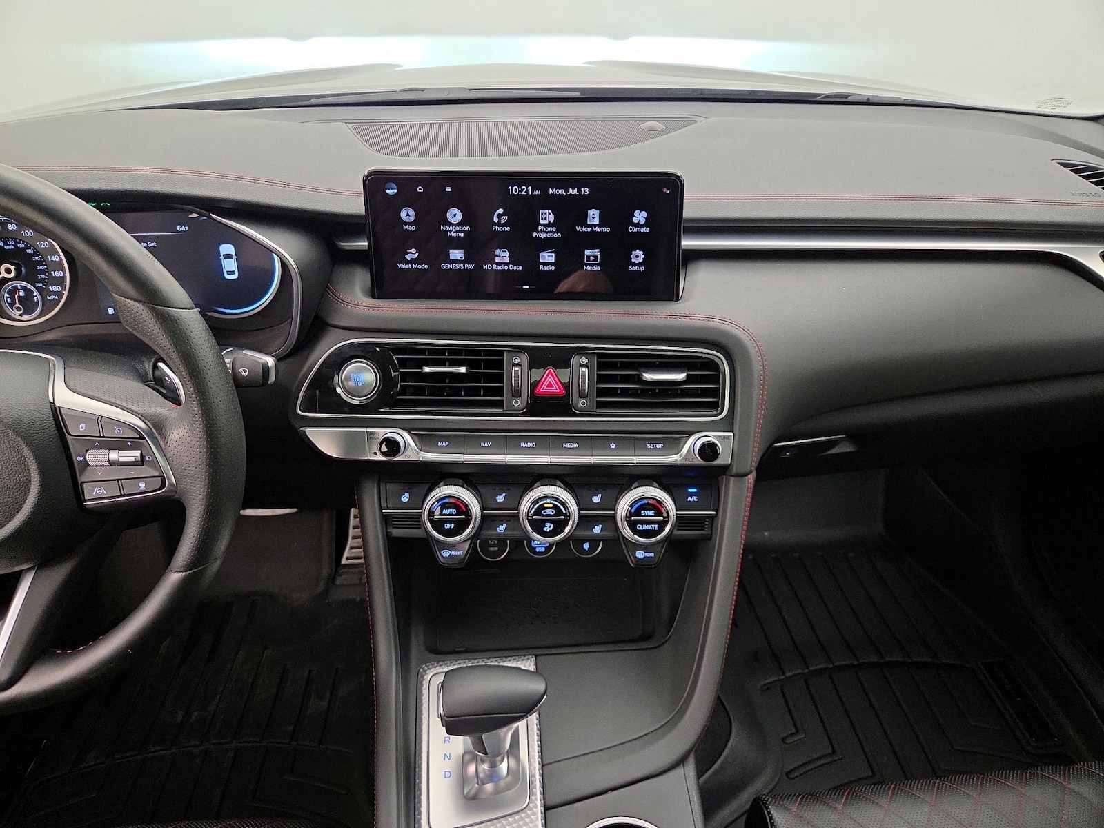2022 GENESIS G70 Standard - Photo 10