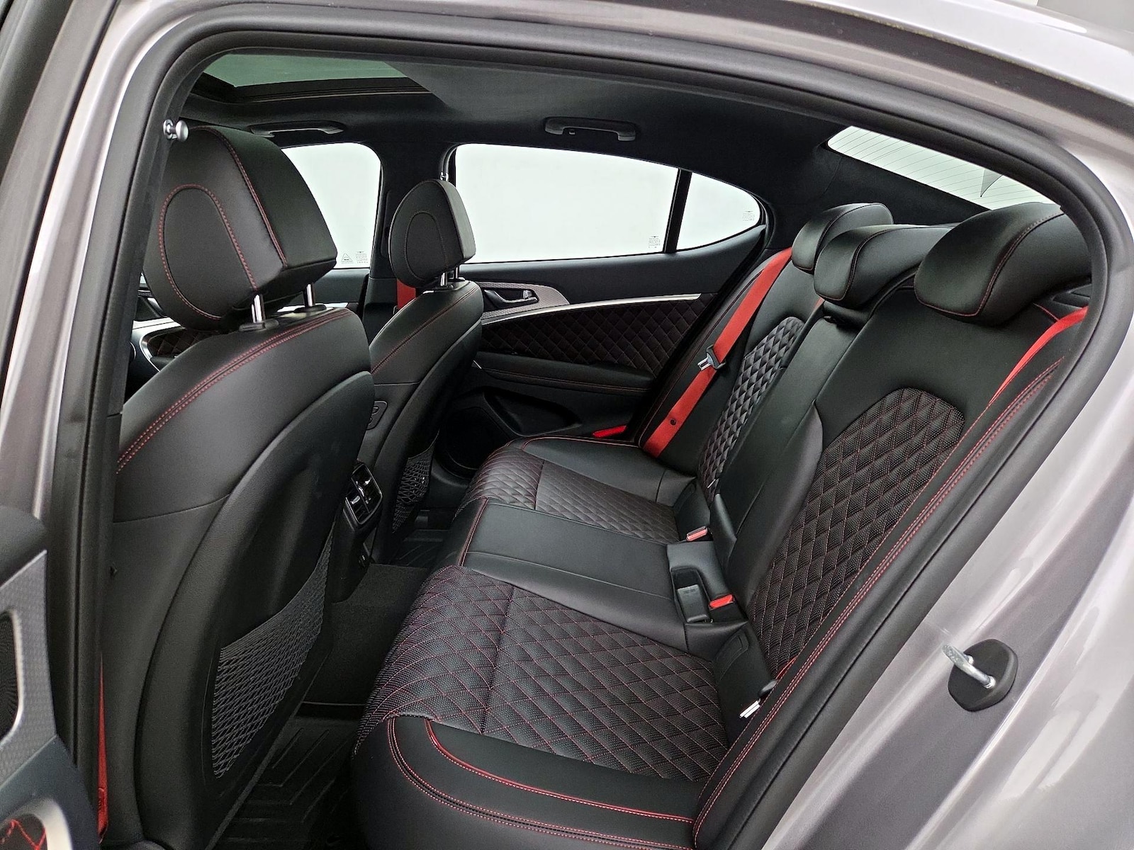 2022 GENESIS G70 Standard - Photo 22