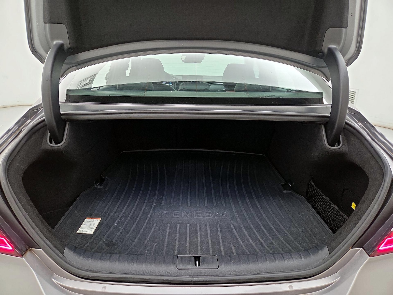 2022 GENESIS G70 Standard - Photo 23