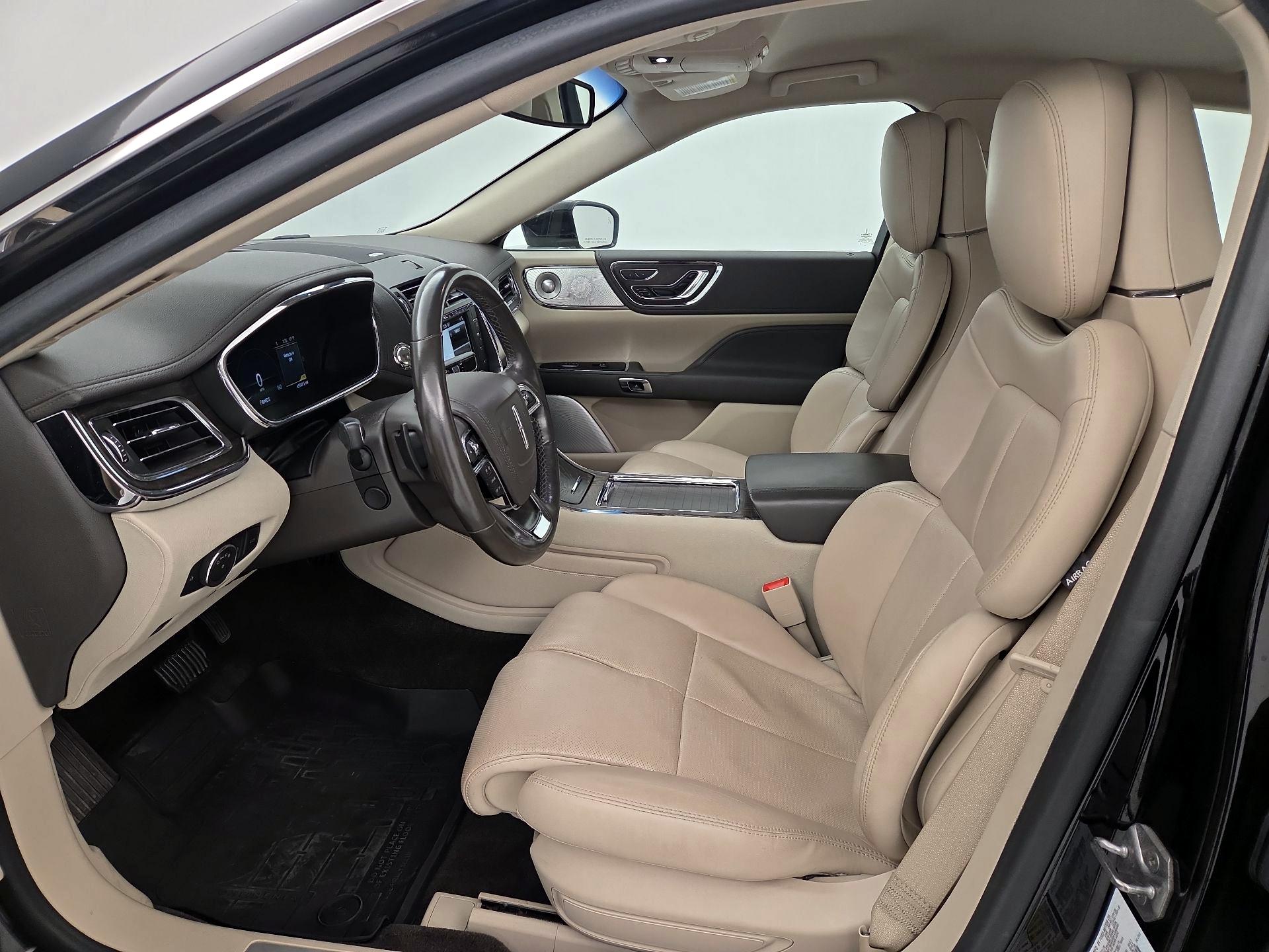 Thumbnail: 2017 Lincoln Continental - 11