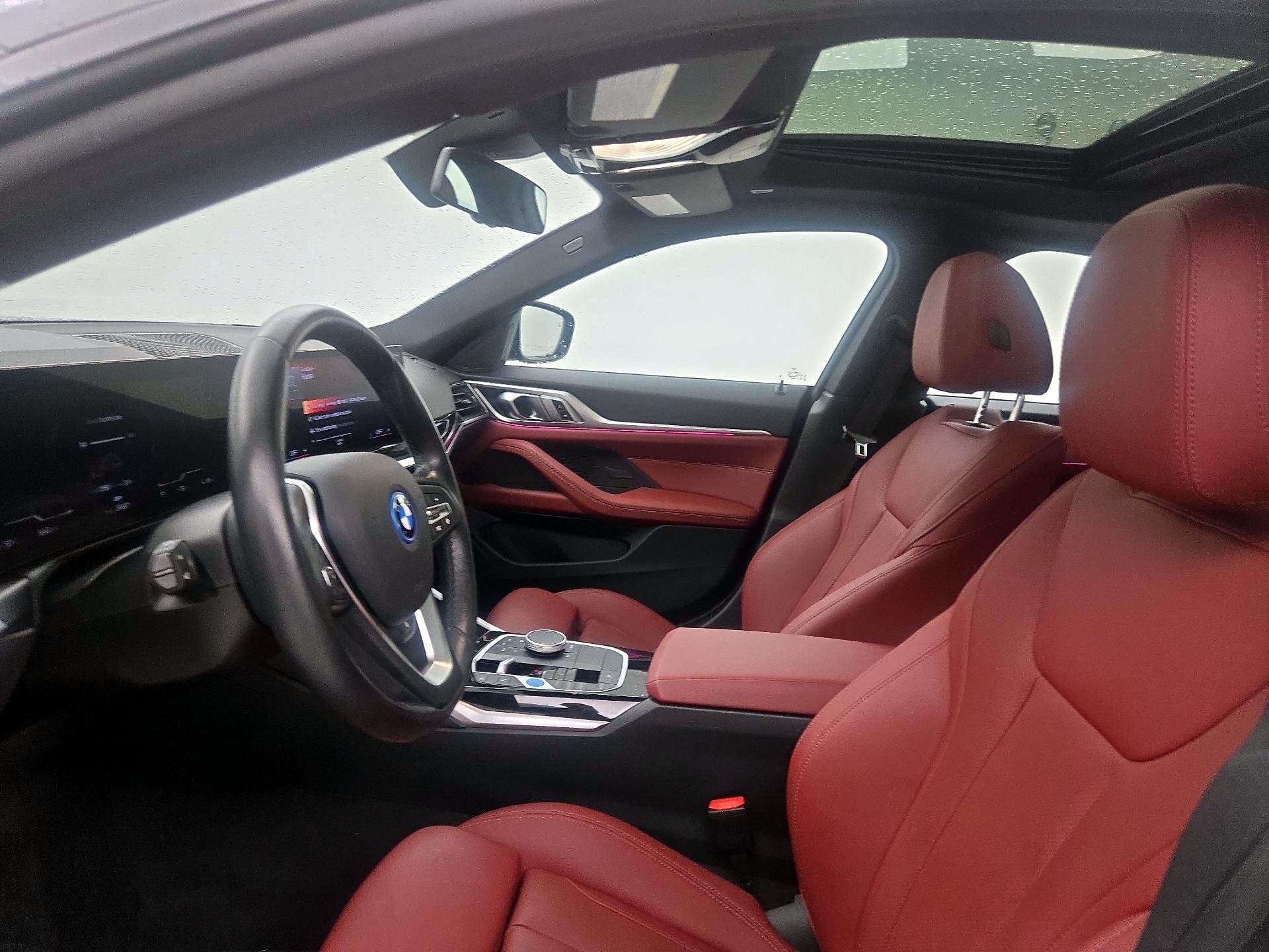 Thumbnail: 2023 BMW i4 - 20