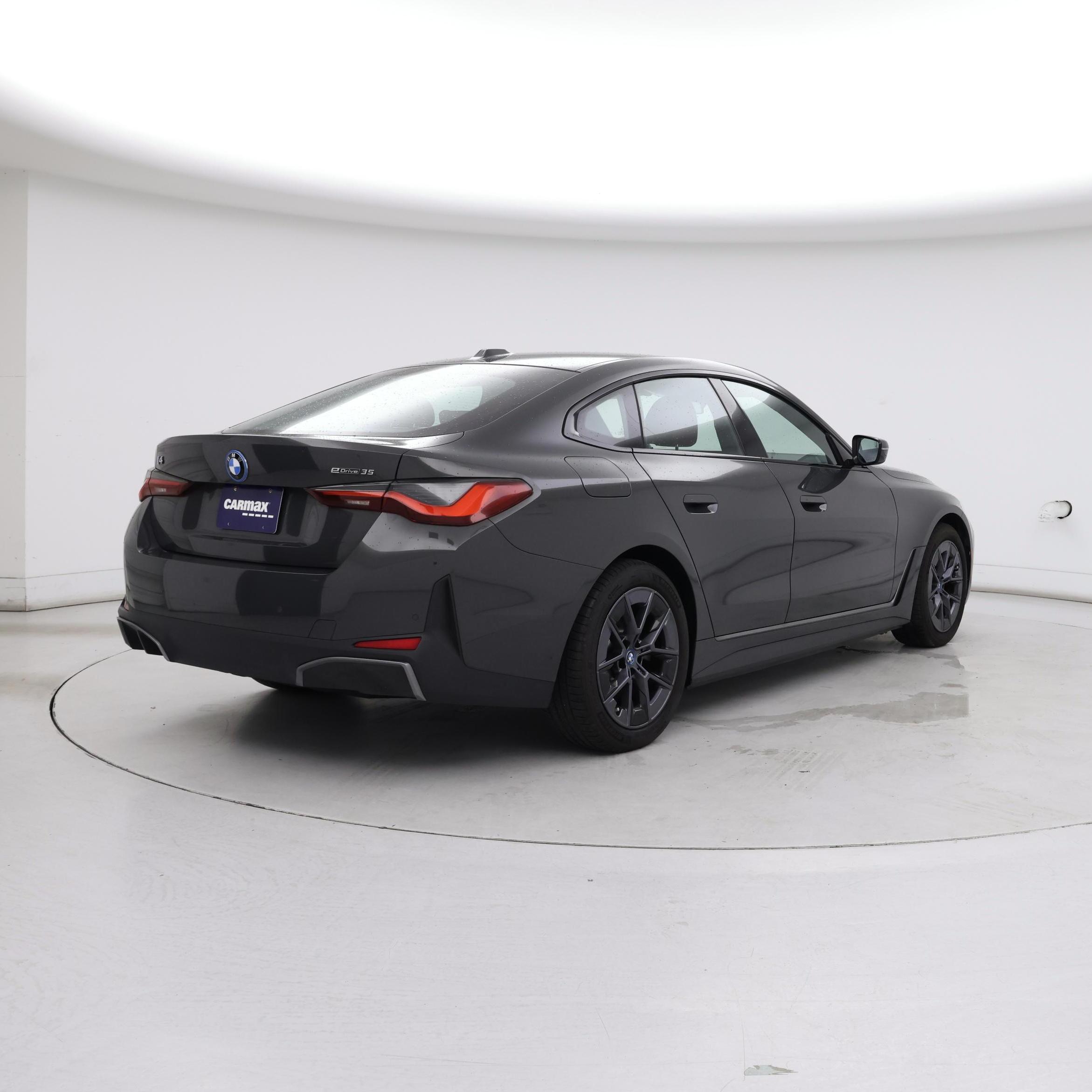 Thumbnail: 2023 BMW i4 - 8