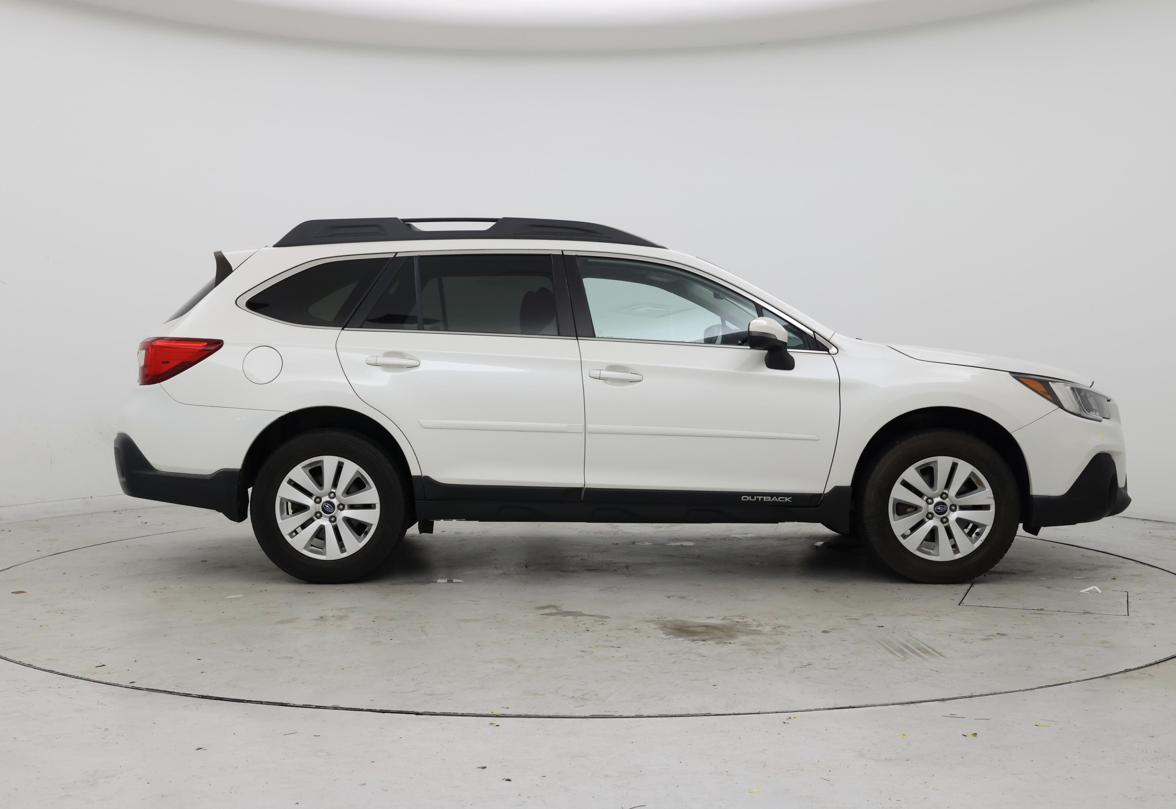 Thumbnail: 2018 Subaru Outback - 7