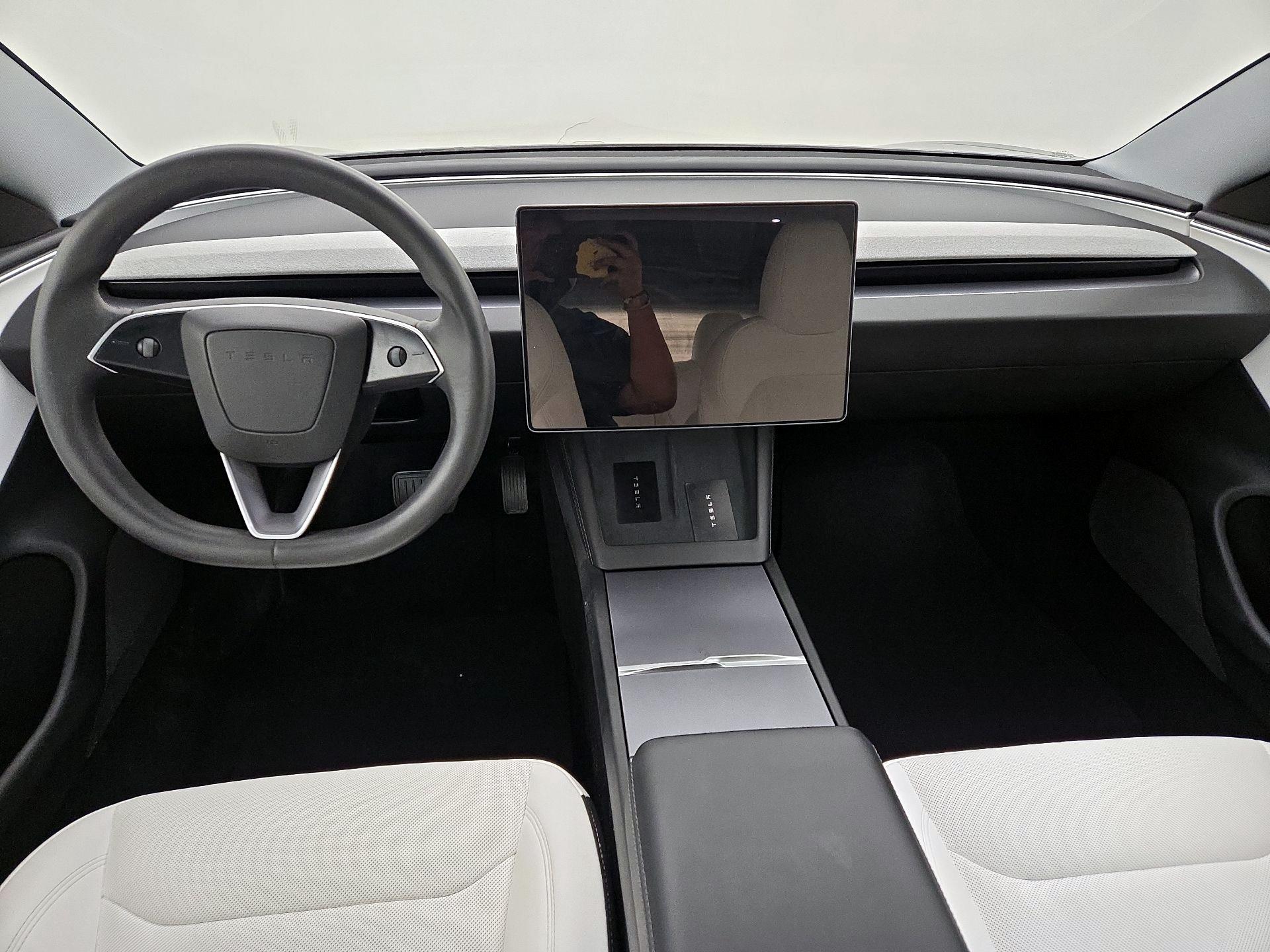 Thumbnail: 2024 Tesla Model 3 - 9