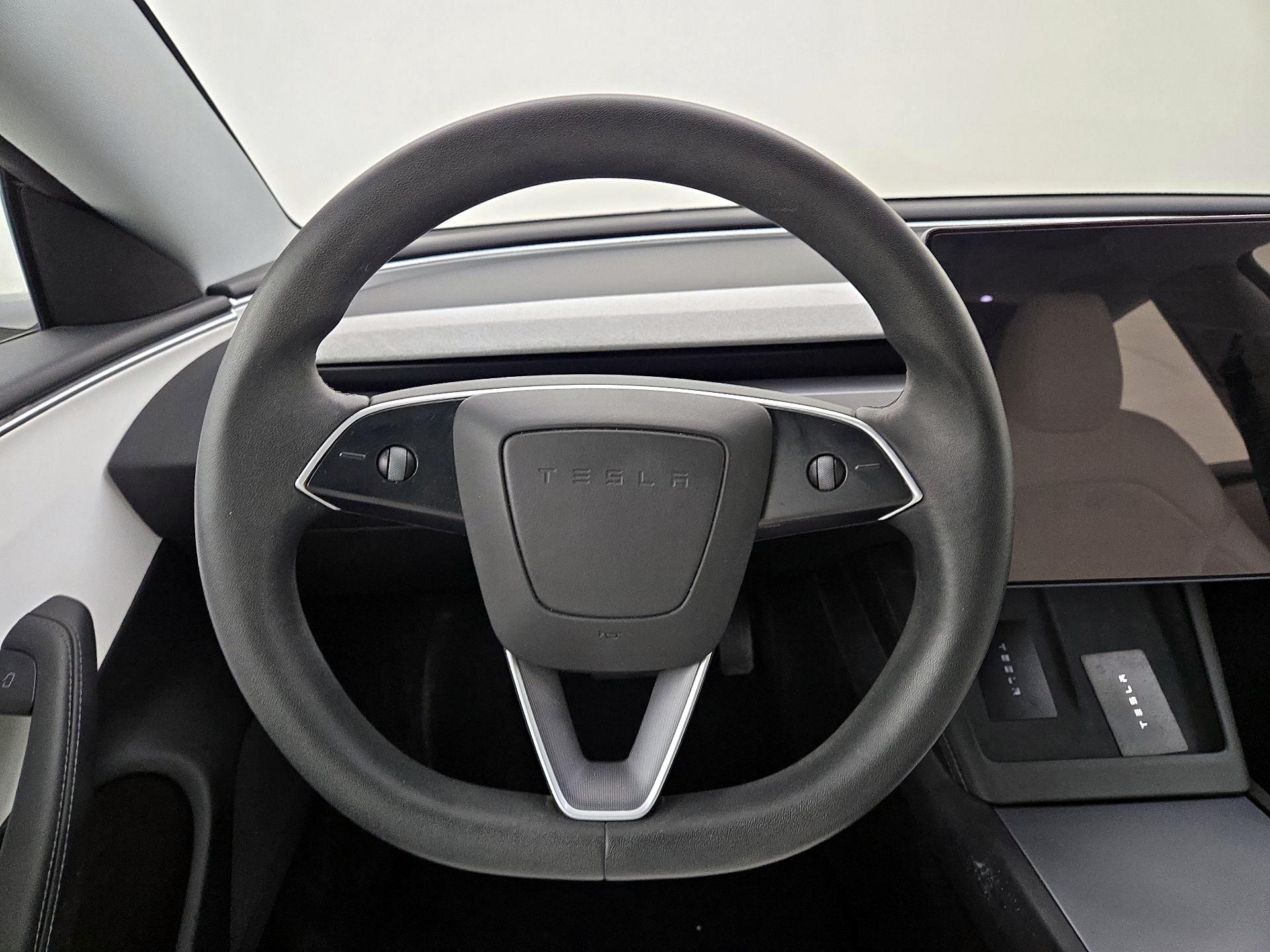 Thumbnail: 2024 Tesla Model 3 - 10