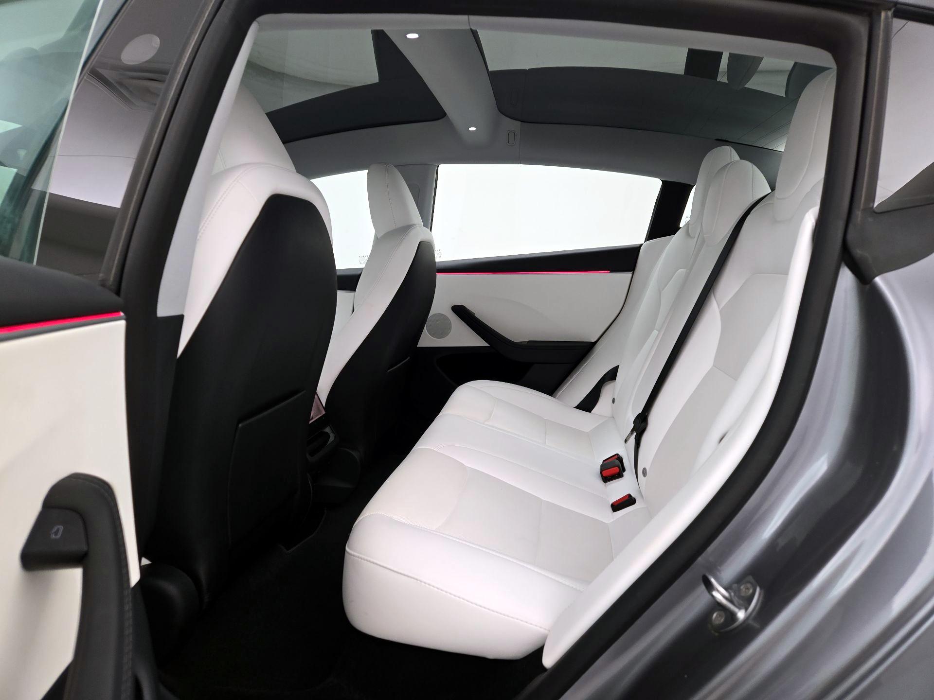 Thumbnail: 2024 Tesla Model 3 - 20