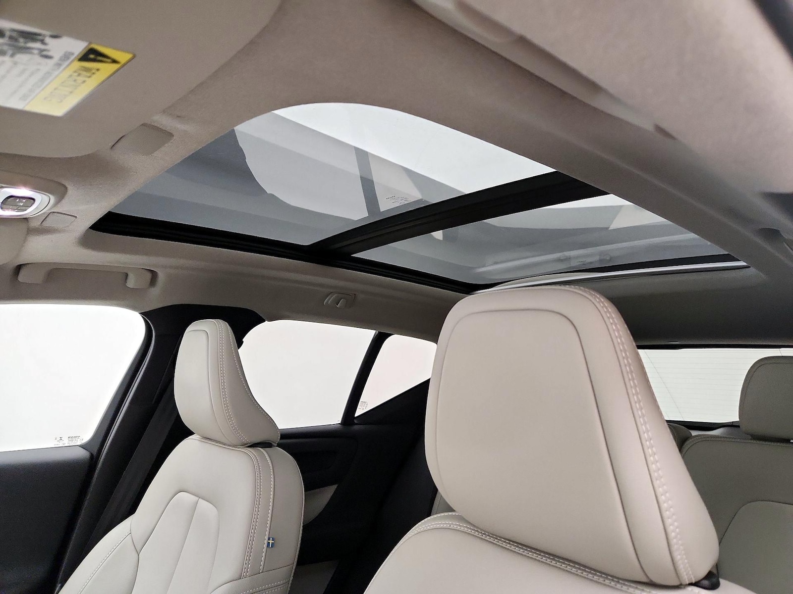 2020 Volvo XC40 Momentum - Photo 19