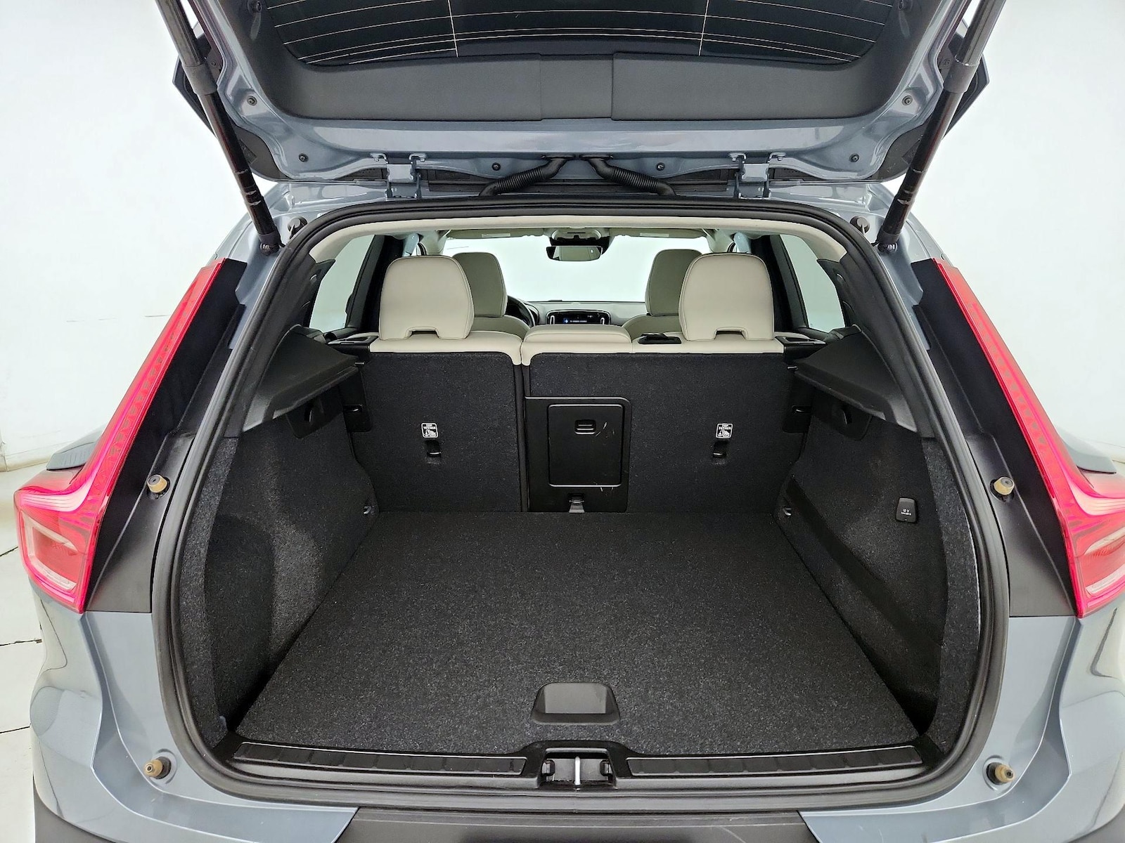2020 Volvo XC40 Momentum - Photo 21