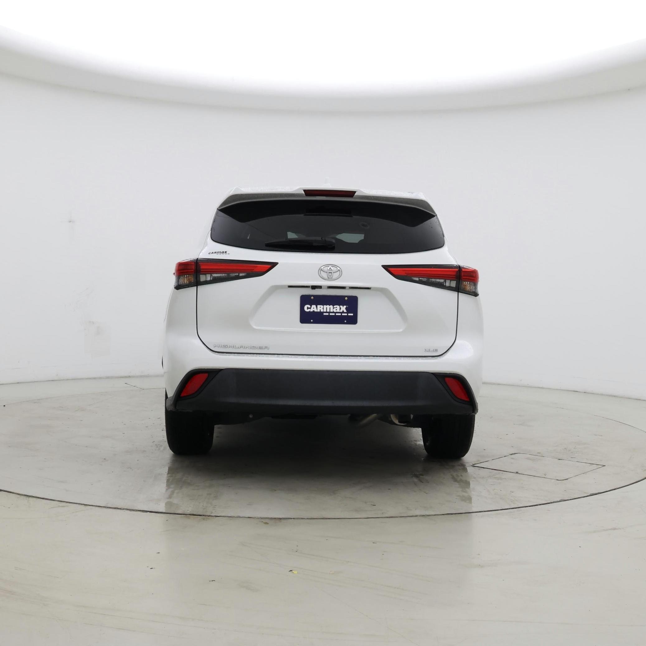 Thumbnail: 2023 Toyota Highlander - 6