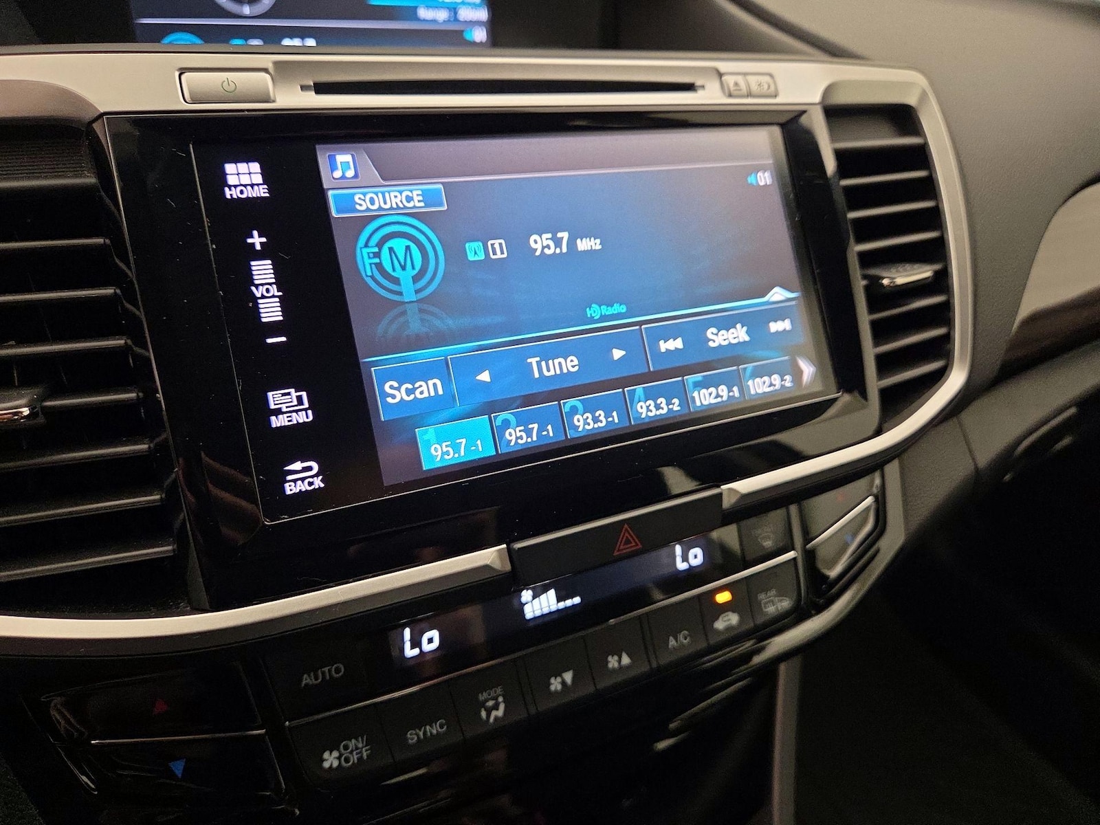 2016 Honda Accord EX-L V-6 - Photo 16