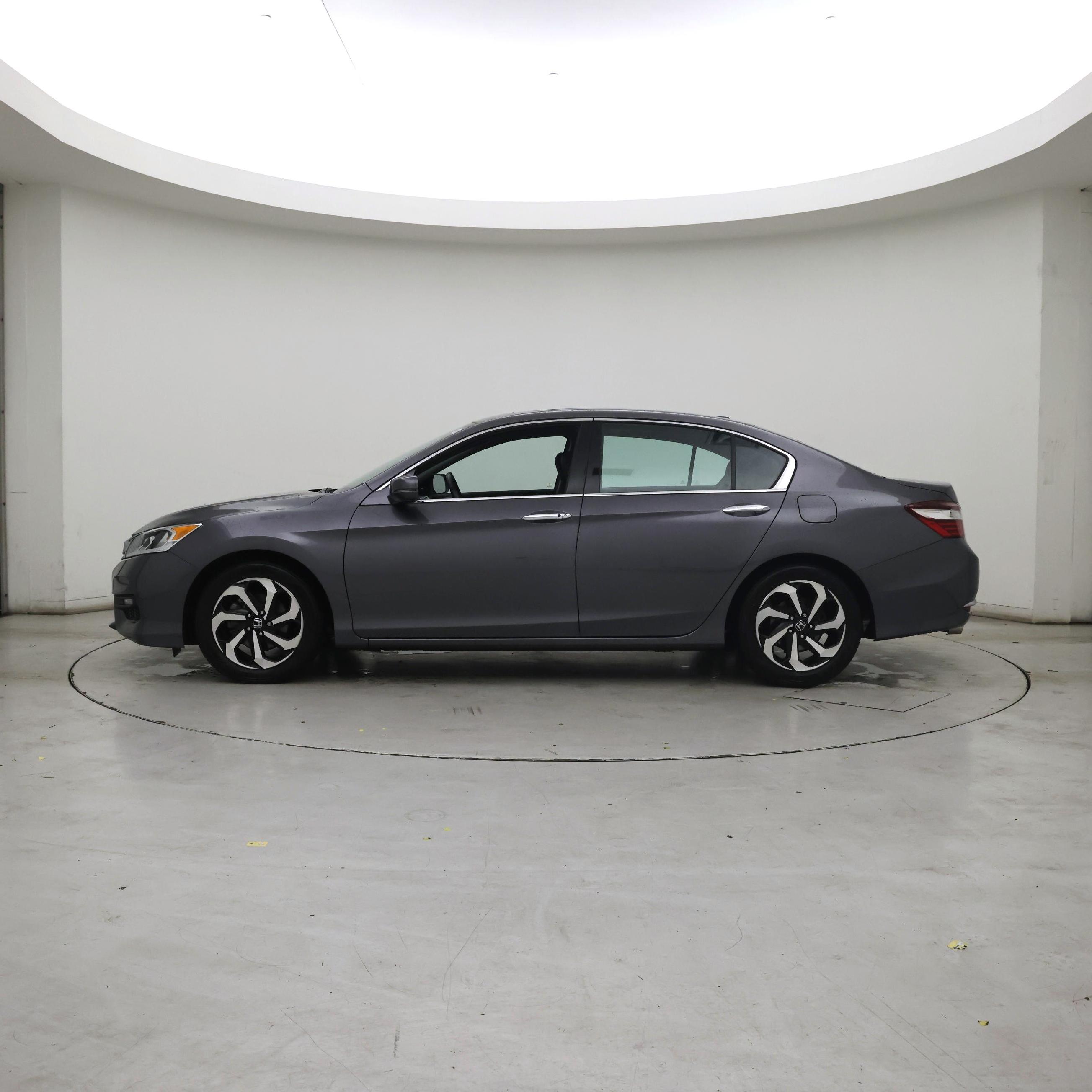 Thumbnail: 2016 Honda Accord - 3