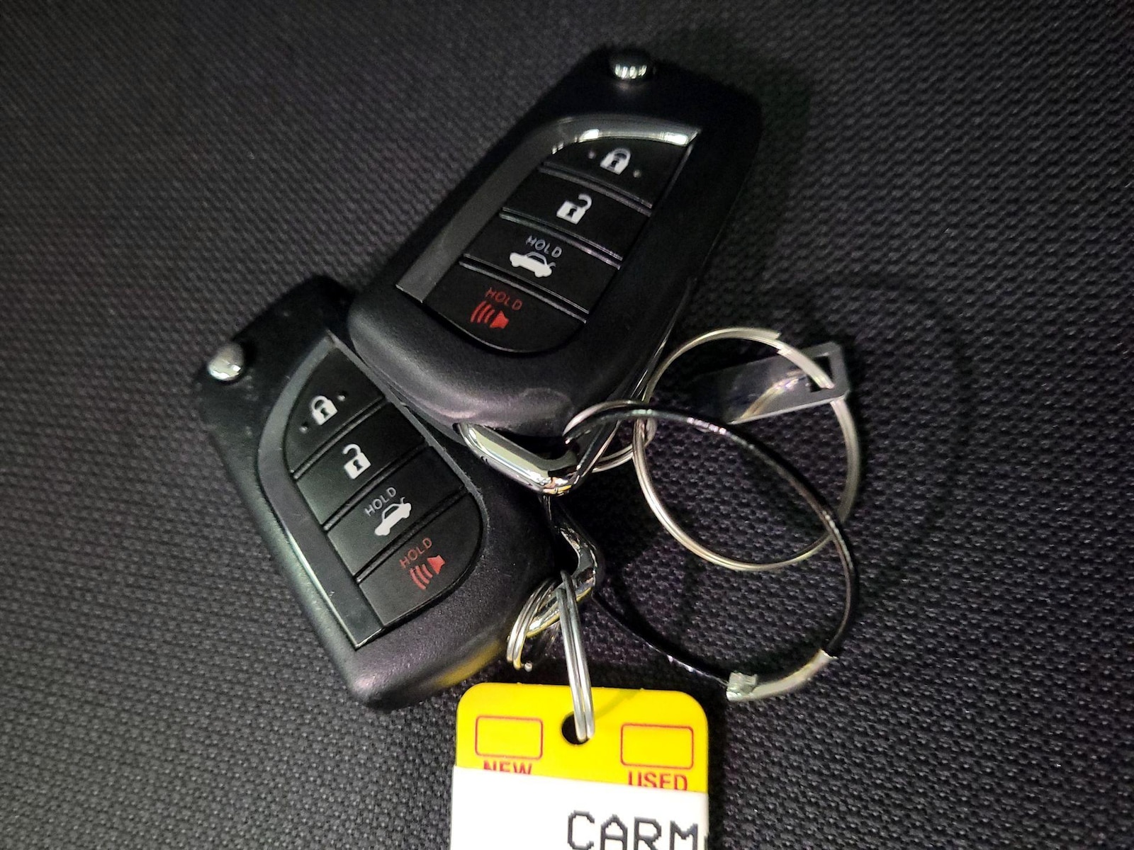 2025 Toyota Corolla LE - Photo 24