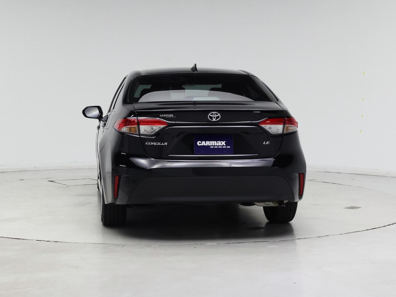 2025 Toyota Corolla LE - Photo 7