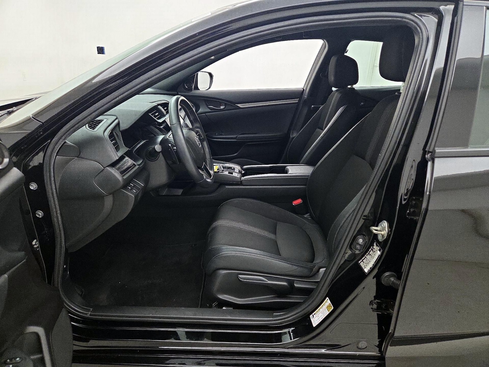 2021 Honda Civic Hatchback Sport - Photo 12