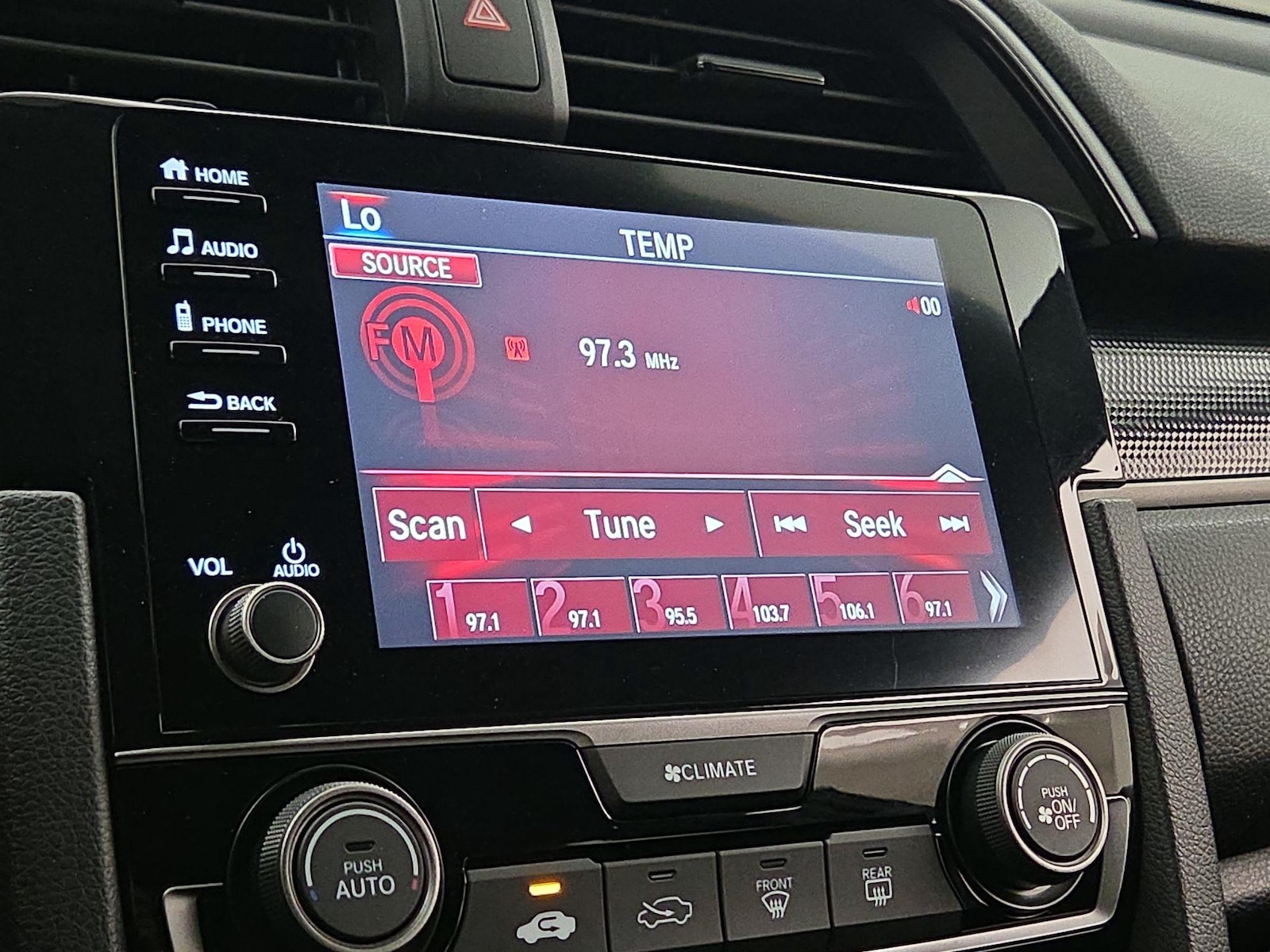 2021 Honda Civic Hatchback Sport - Photo 16