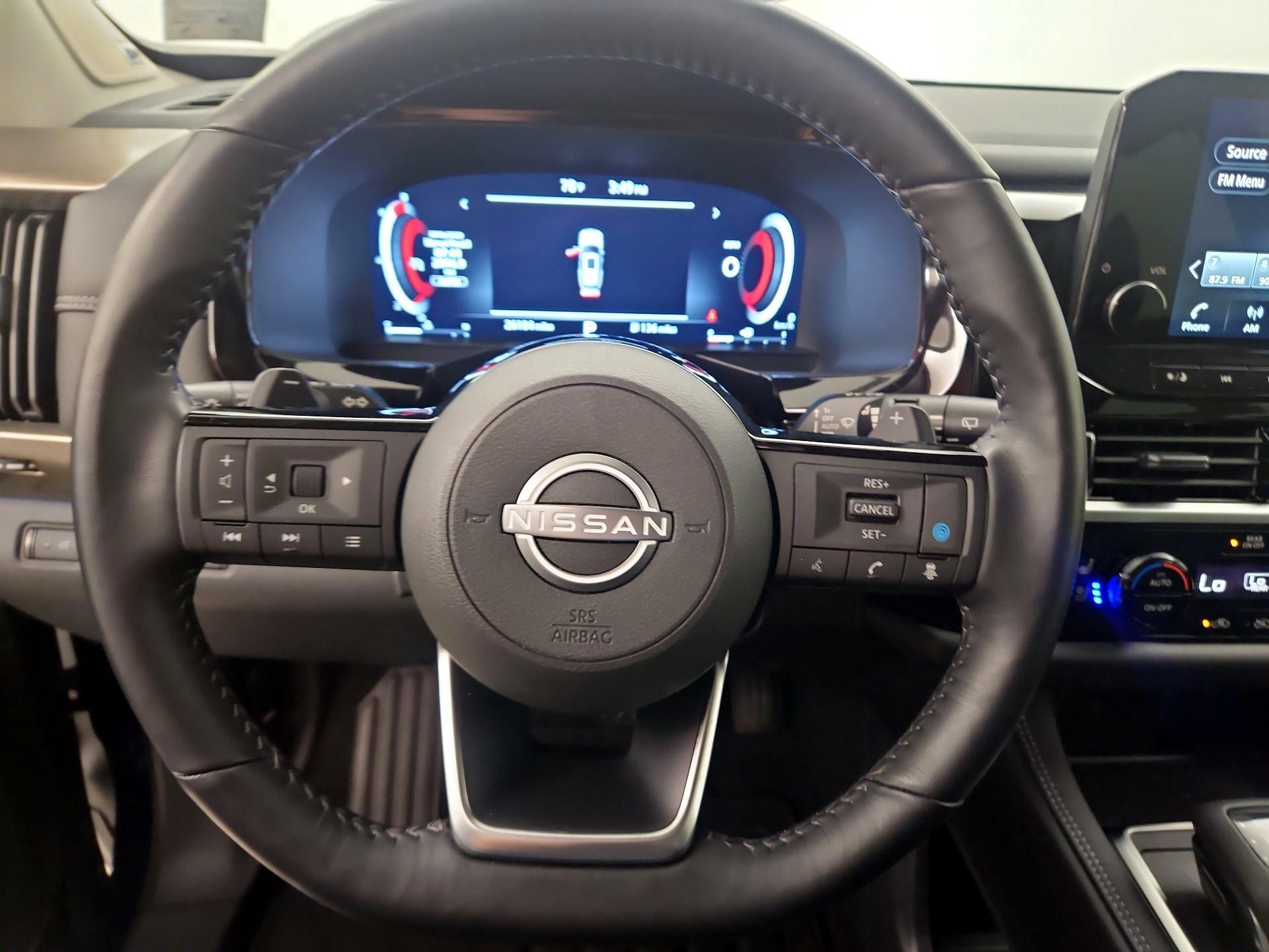 Thumbnail: 2024 Nissan Pathfinder - 10