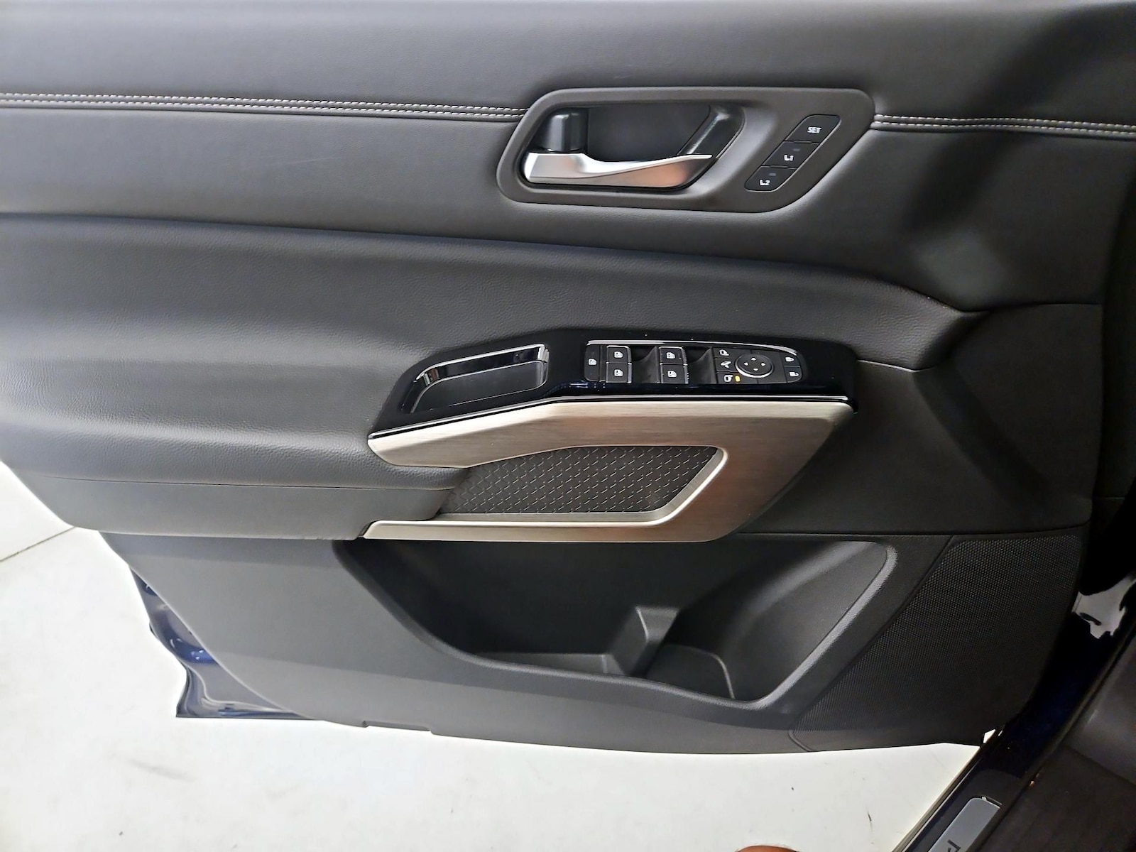 2024 Nissan Pathfinder Platinum - Photo 13