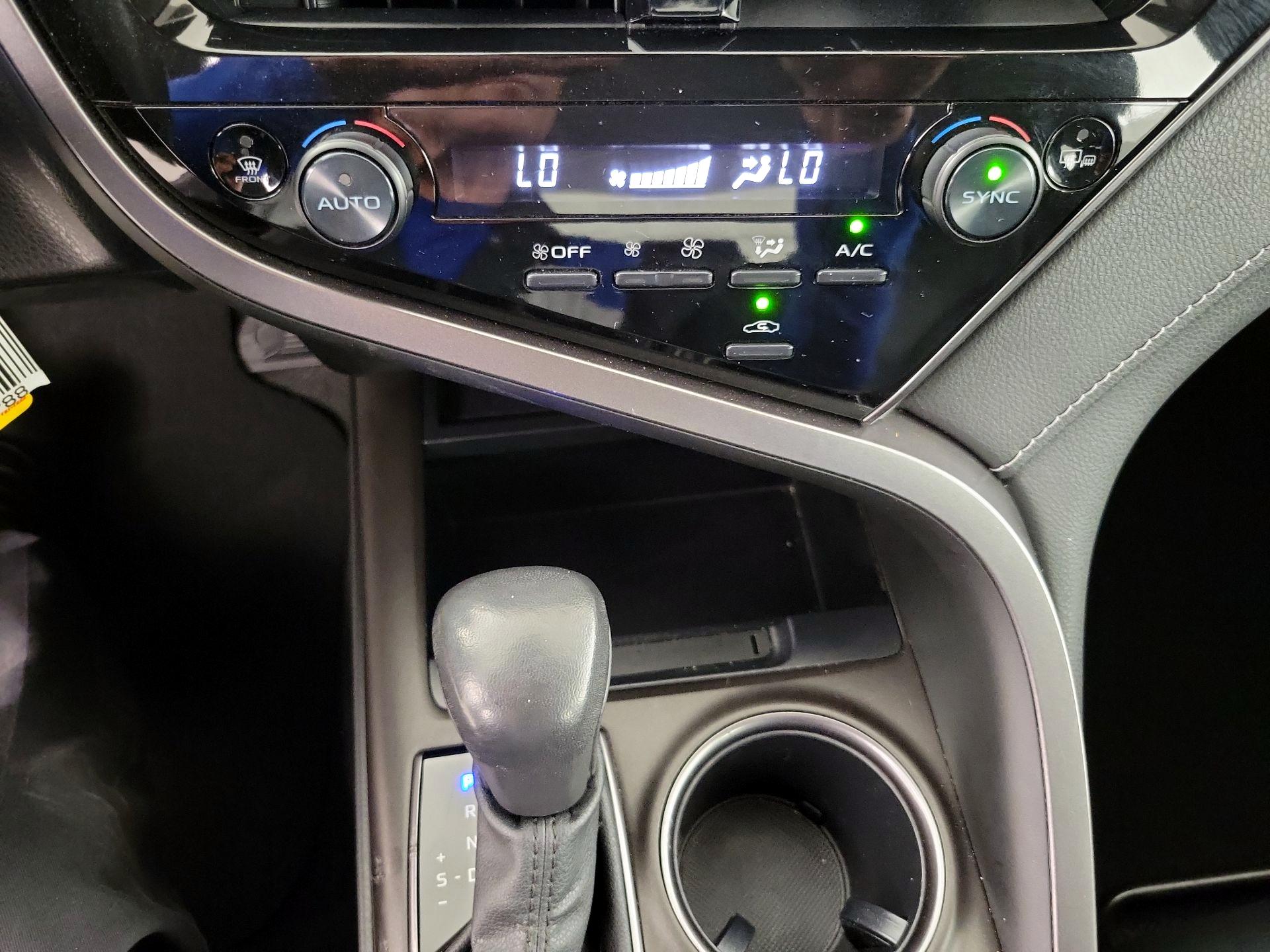 Thumbnail: 2023 Toyota Camry - 17