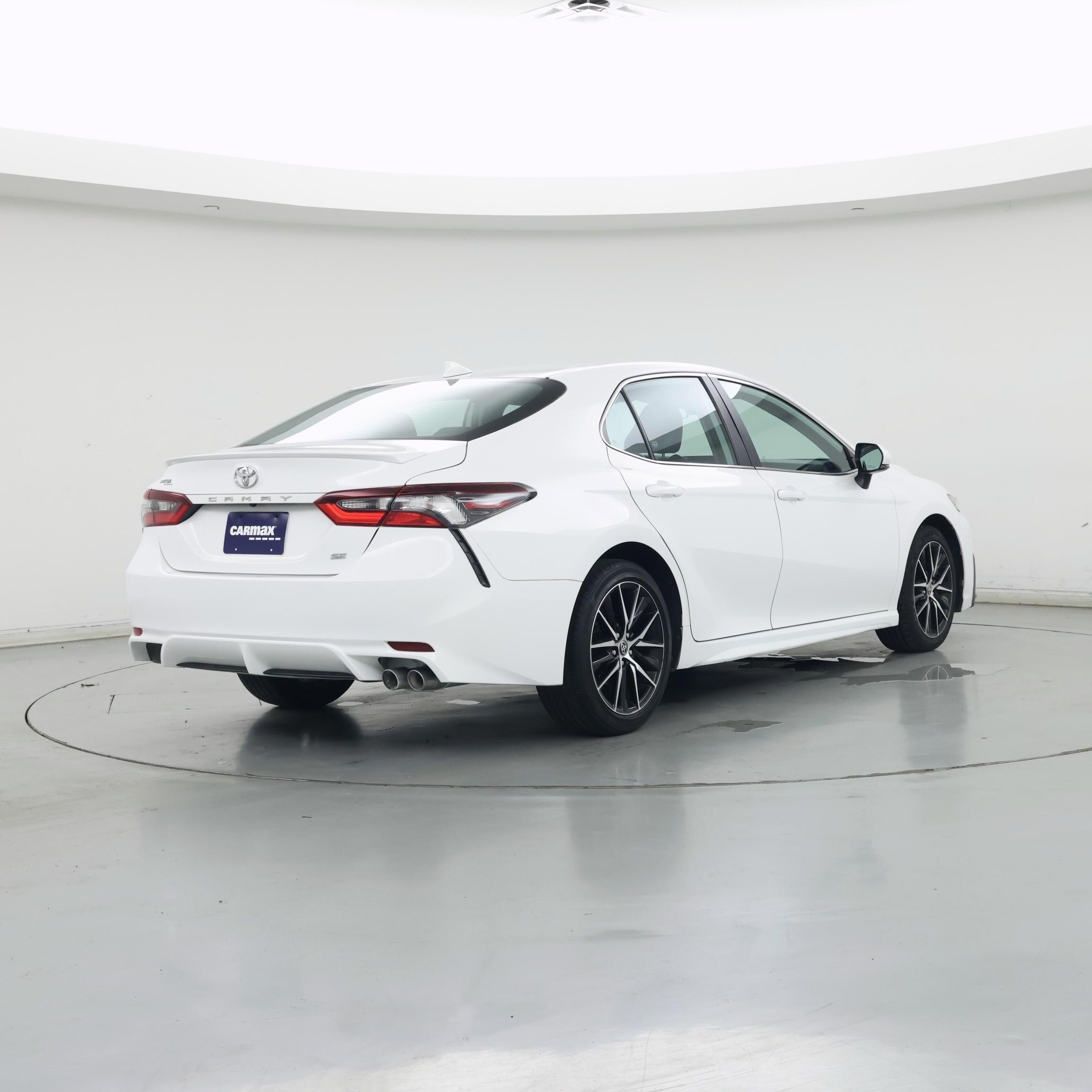 Thumbnail: 2023 Toyota Camry - 8