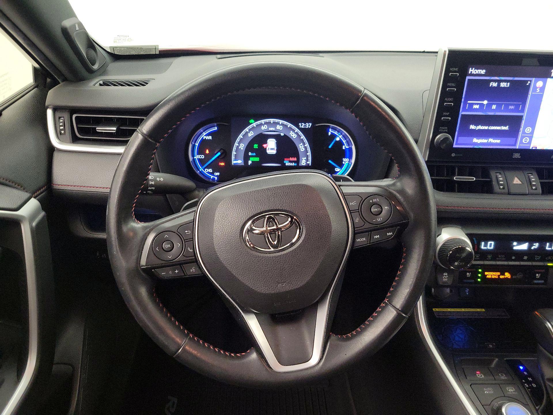 Thumbnail: 2021 Toyota RAV4 - 10
