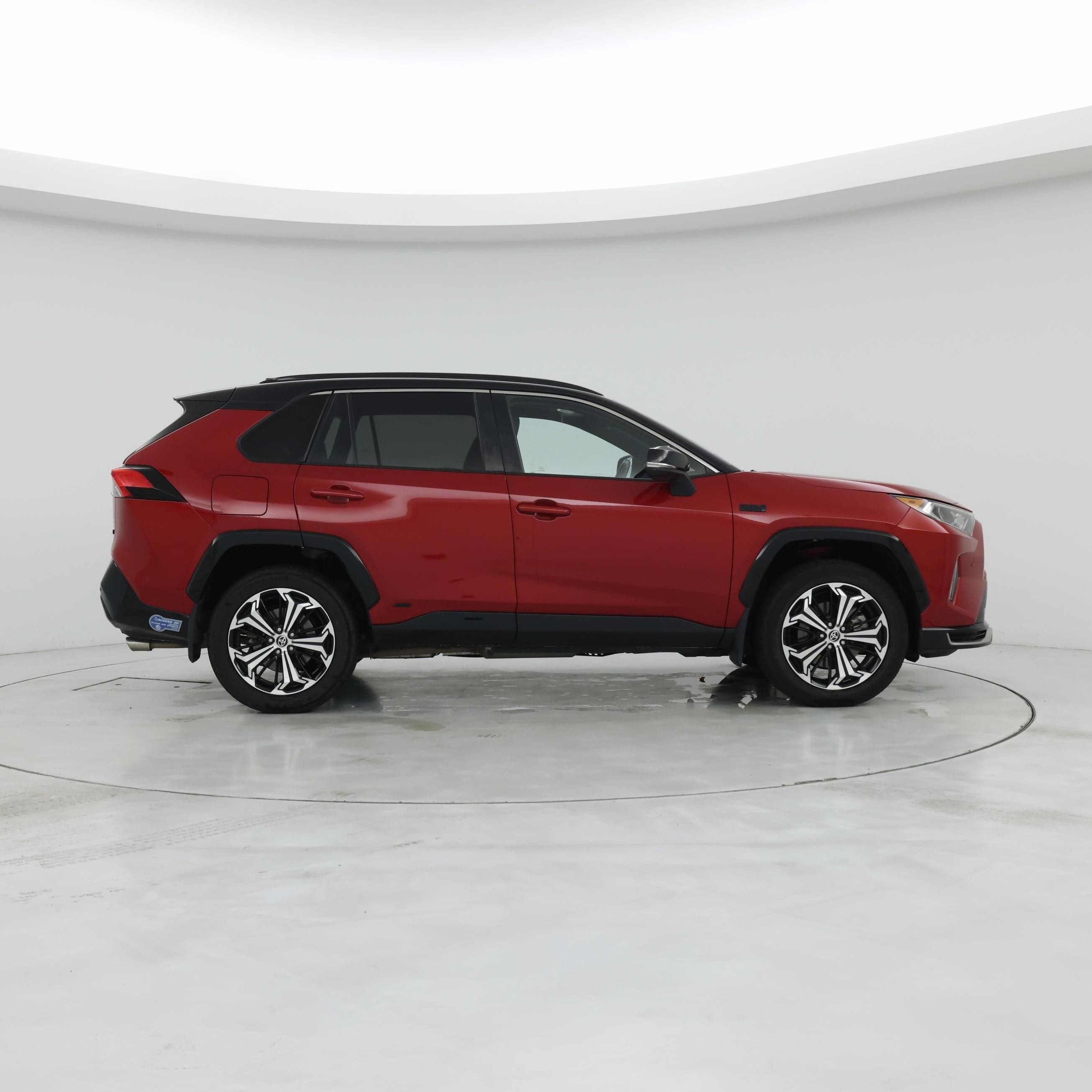 Thumbnail: 2021 Toyota RAV4 - 7