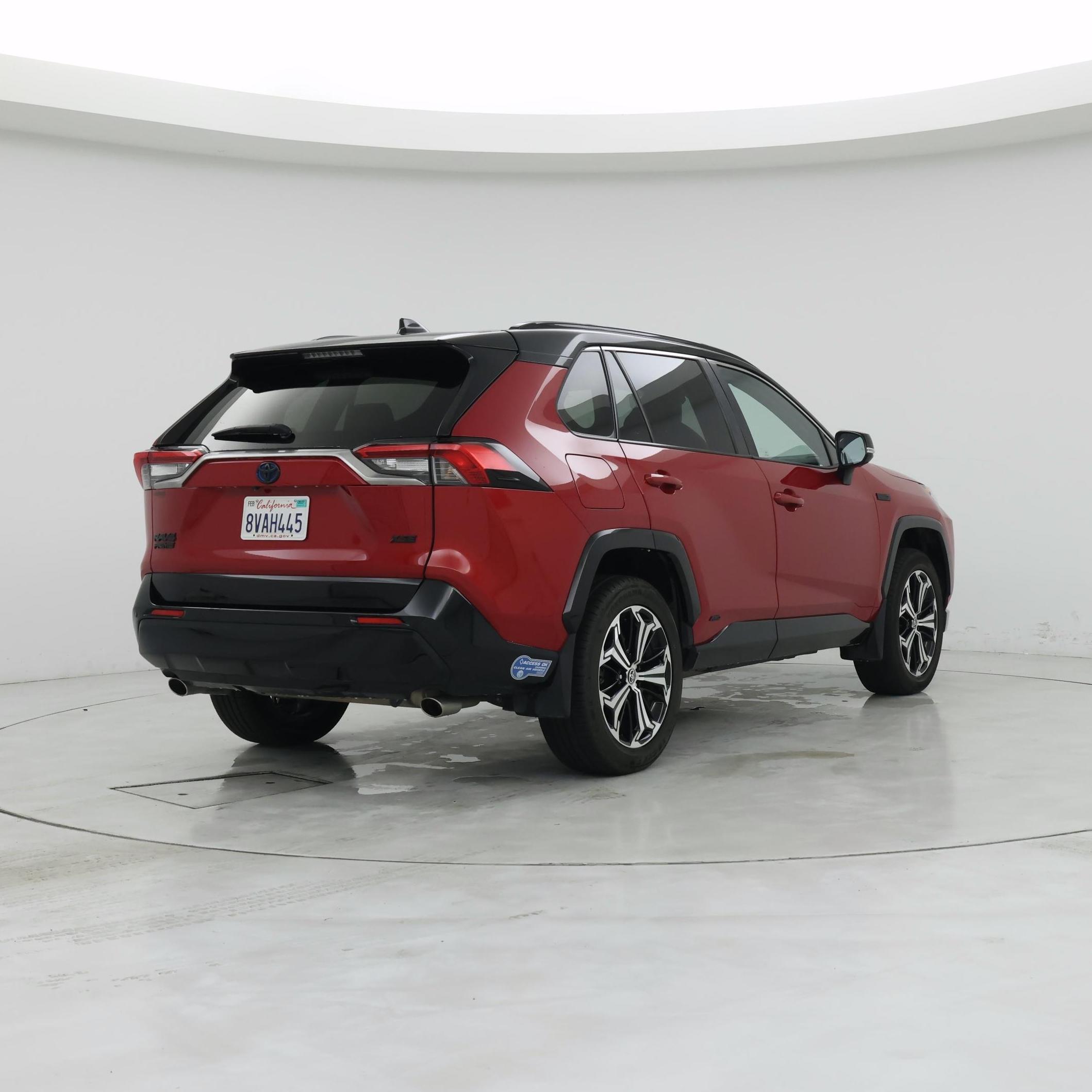 Thumbnail: 2021 Toyota RAV4 - 8