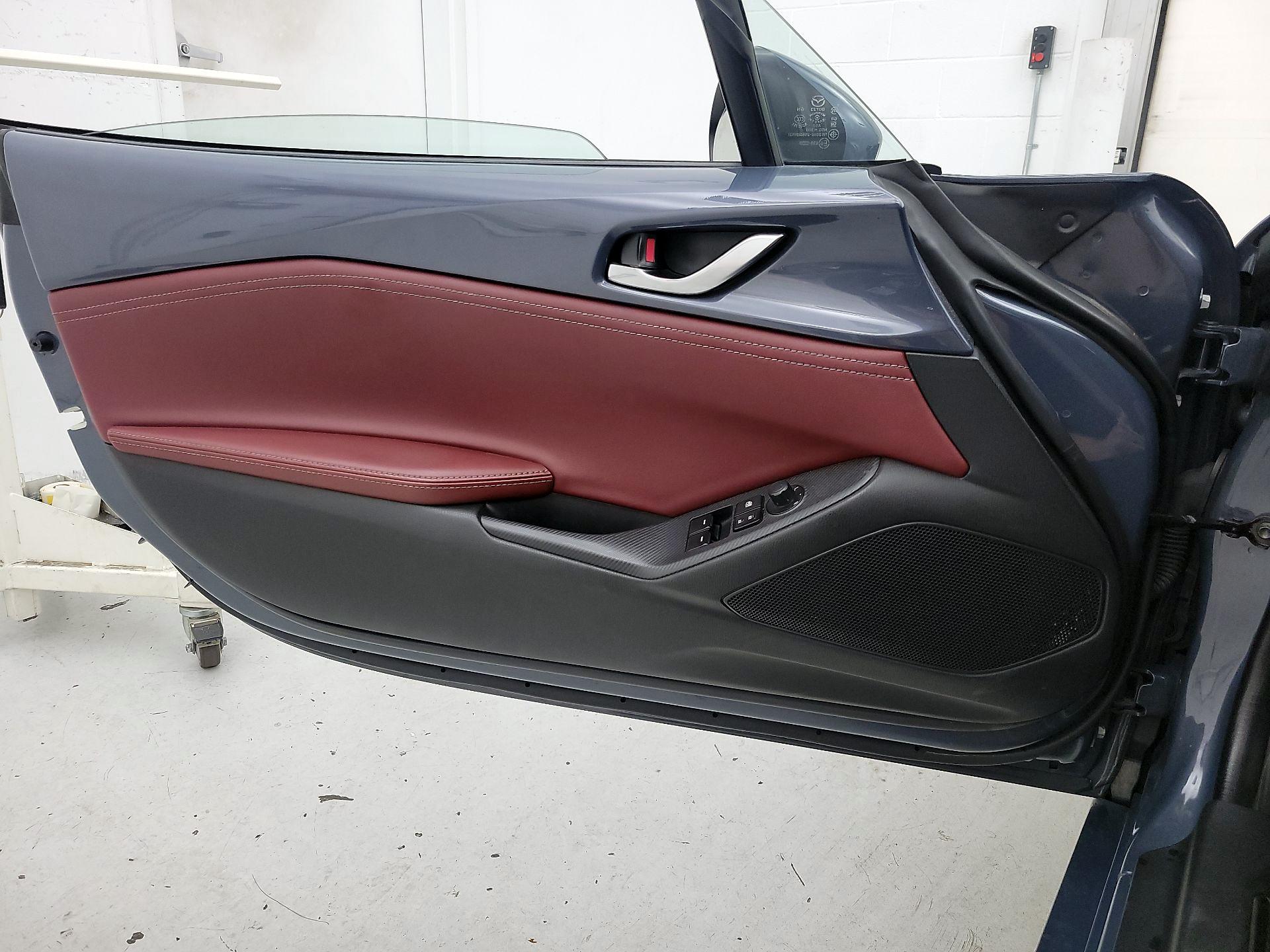 Thumbnail: 2020 Mazda MX-5 Miata - 12