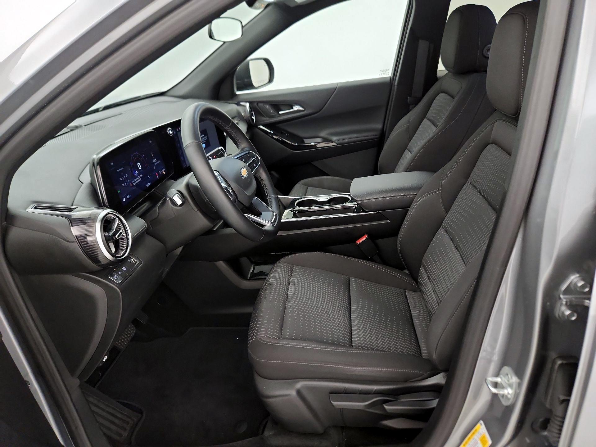 Thumbnail: 2025 Chevrolet Equinox - 11