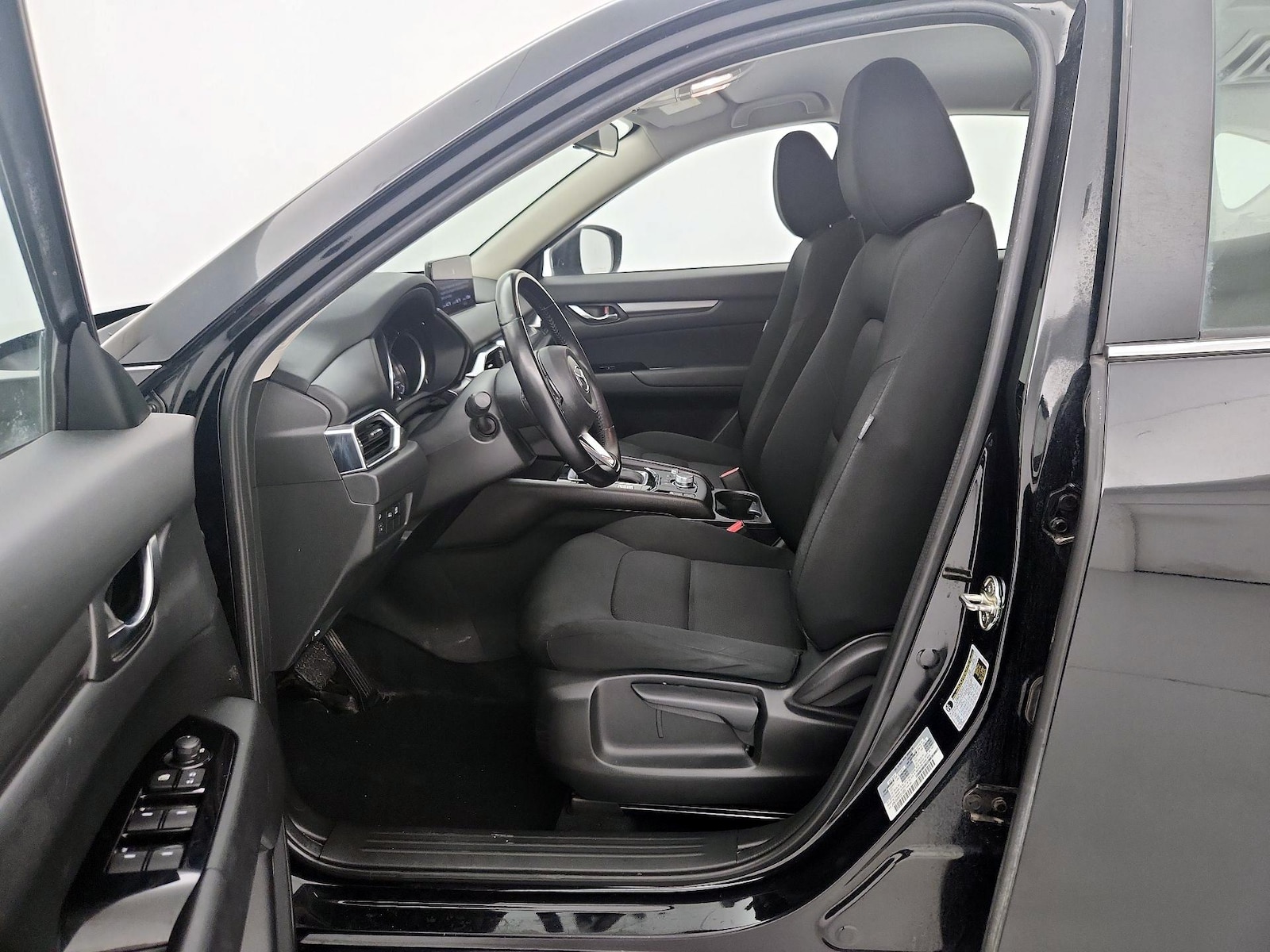 2023 Mazda CX-5 S - Photo 12