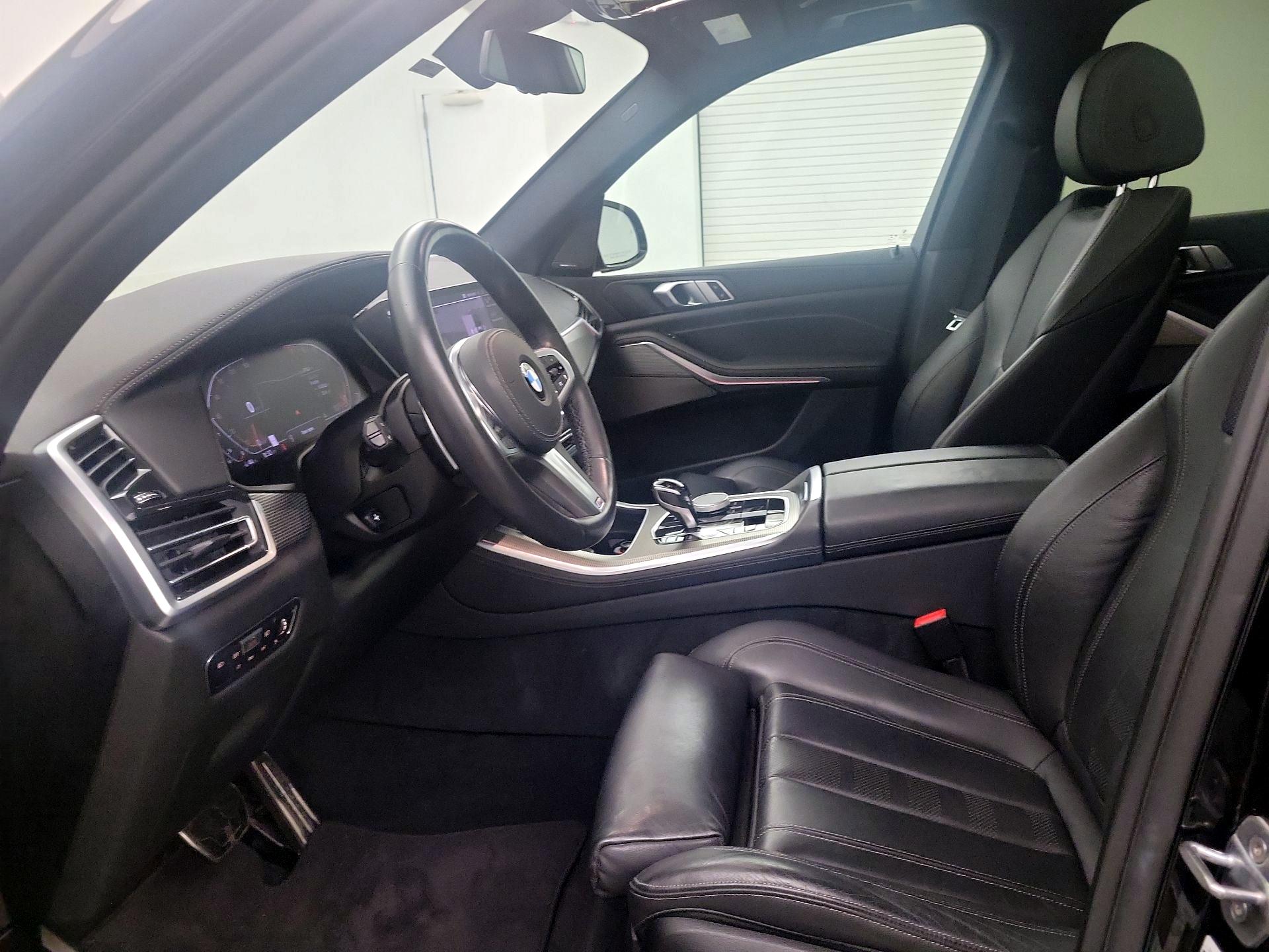 Thumbnail: 2020 BMW X5 - 11