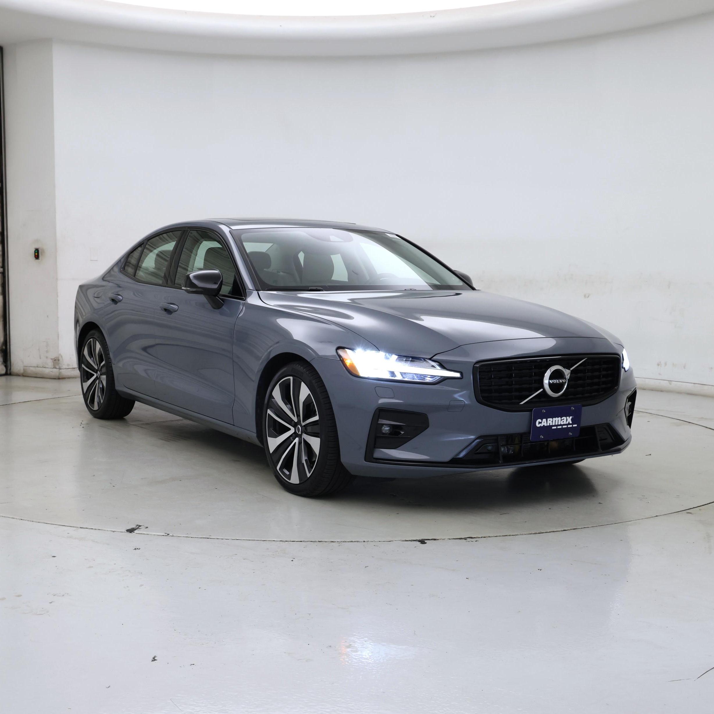 Gray 2022 Volvo S60 Sedan All-Wheel Drive Automatic