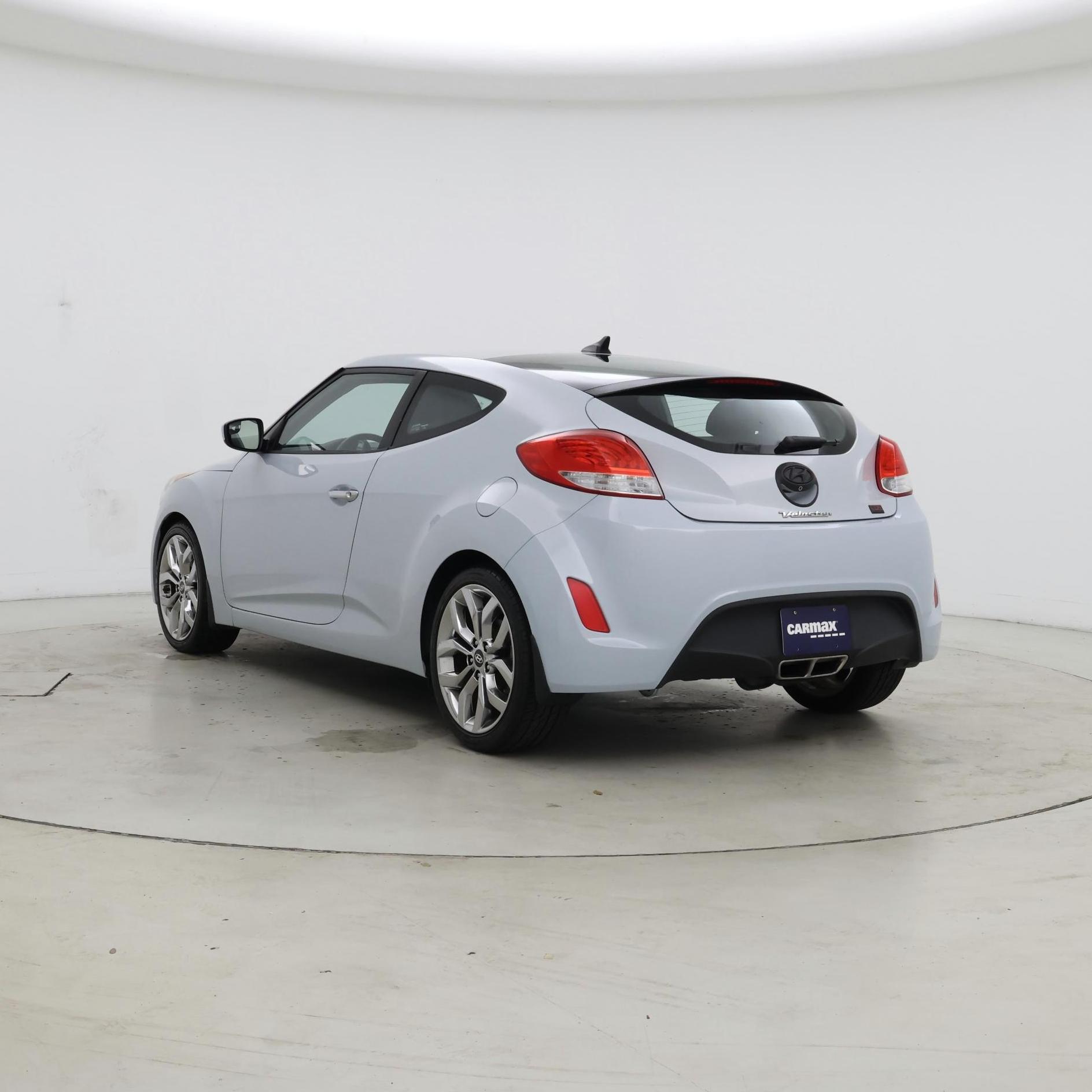 Thumbnail: 2015 Hyundai Veloster - 2