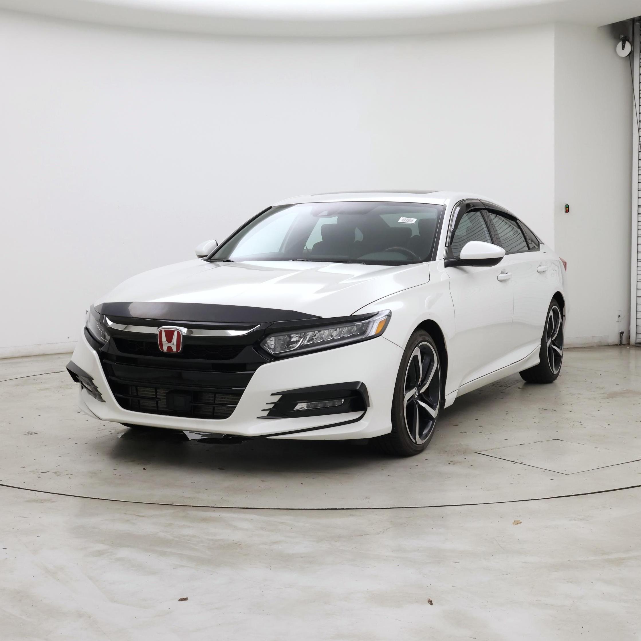 Thumbnail: 2019 Honda Accord - 4