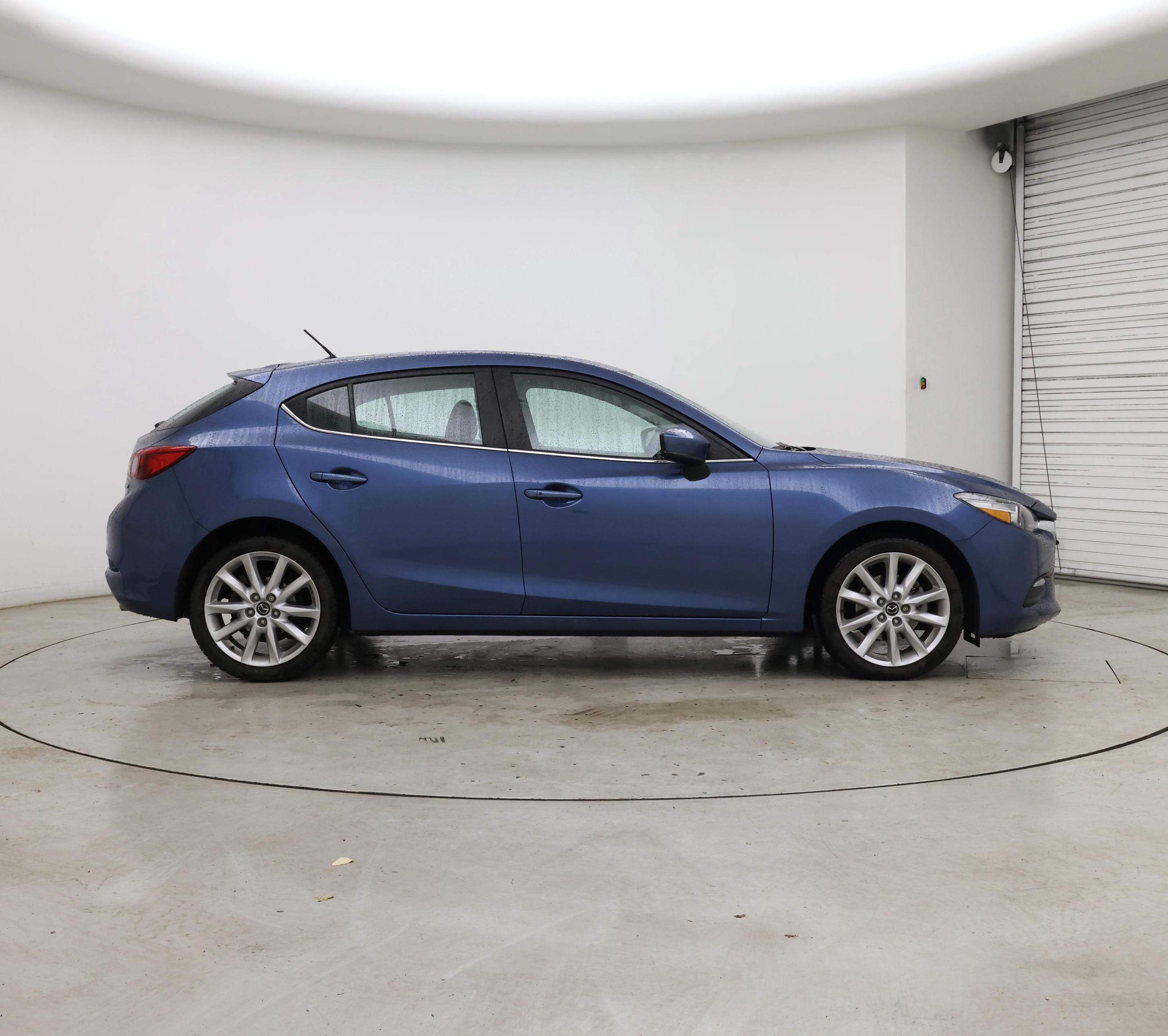 Thumbnail: 2017 Mazda Mazda3 - 7